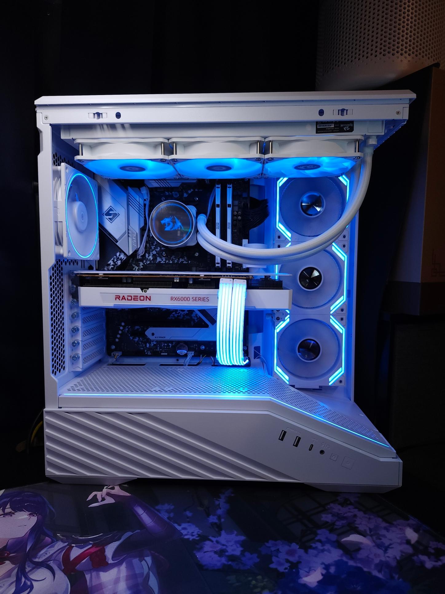 Tron Light Gaming - Ryzen 7 5800X | RX 6800