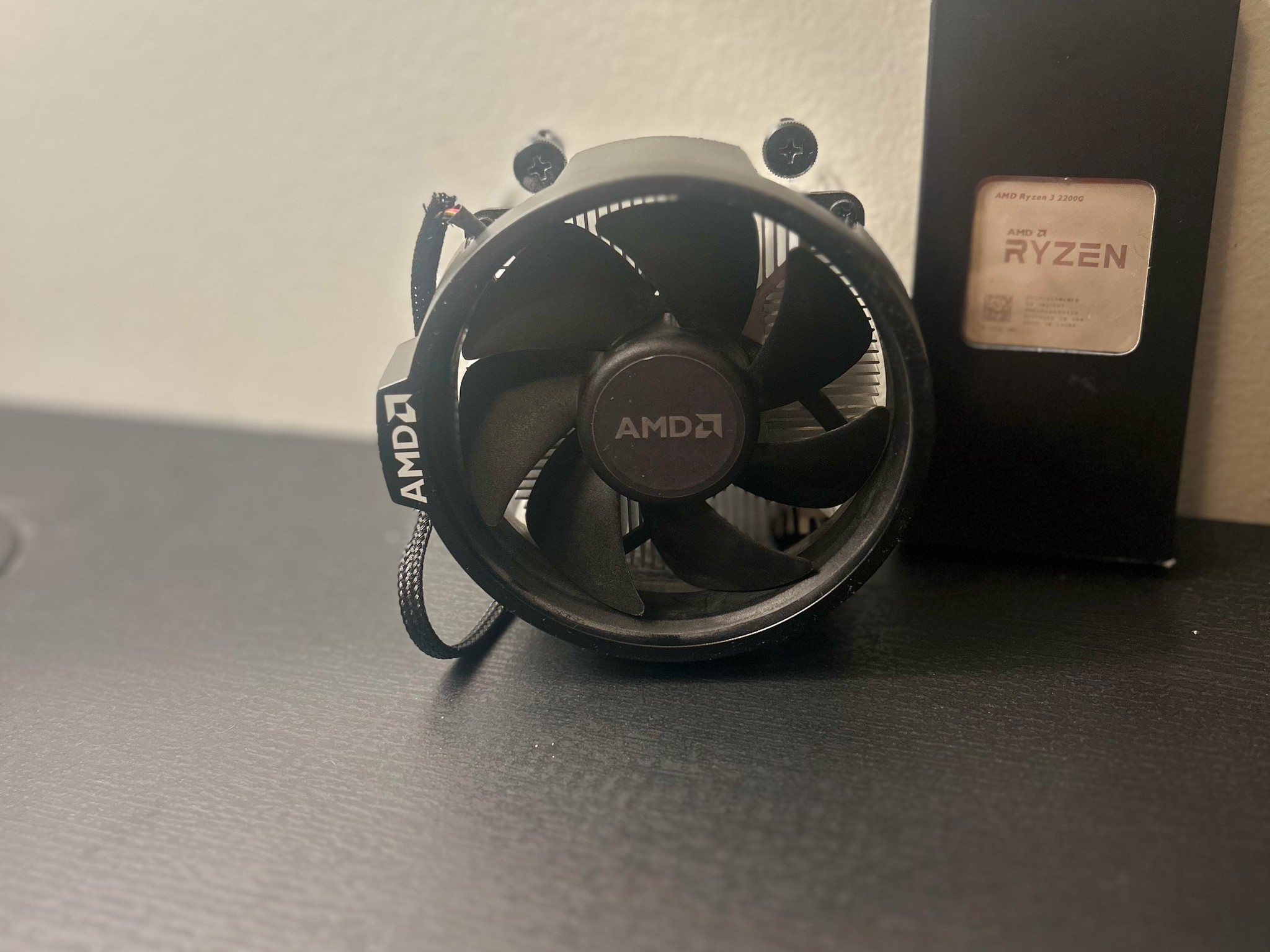 AMD Ryzen 3 2200G with stock cooler