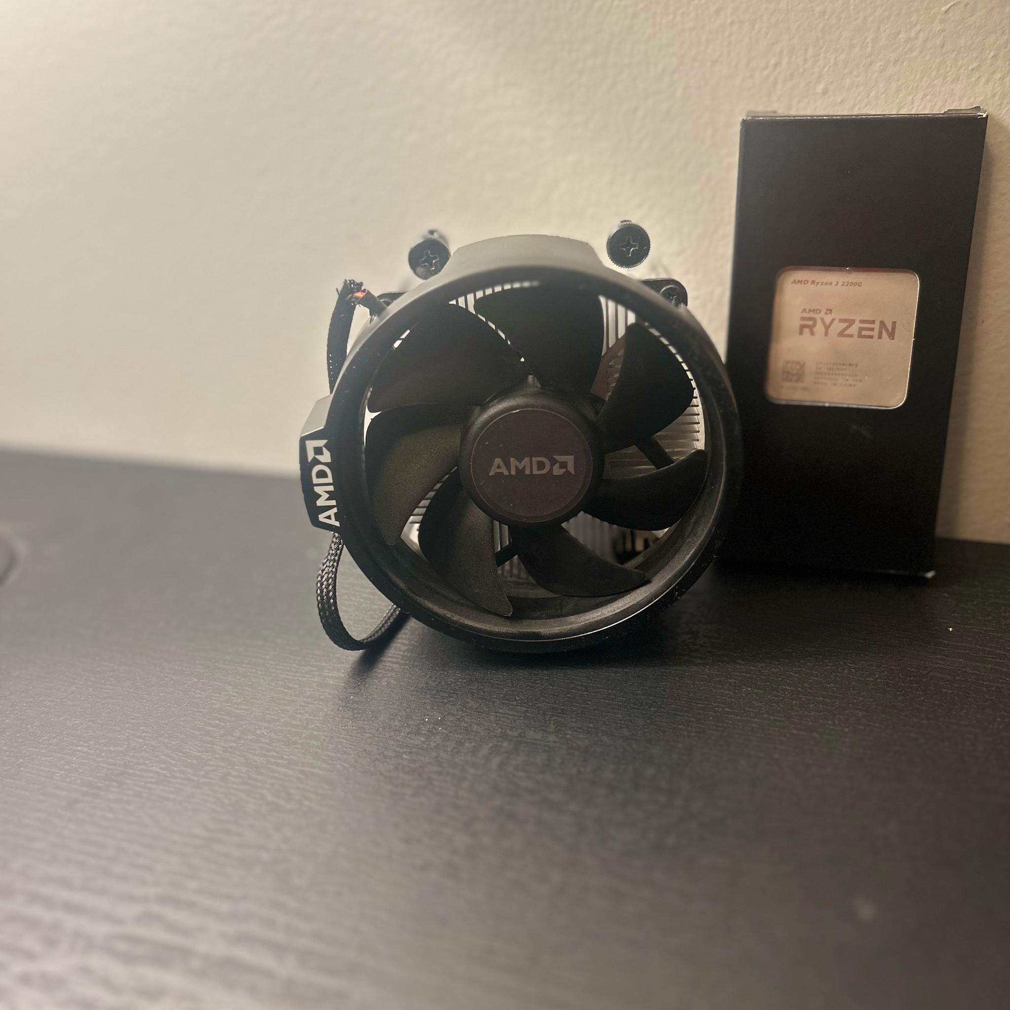 AMD Ryzen 3 2200G with stock cooler
