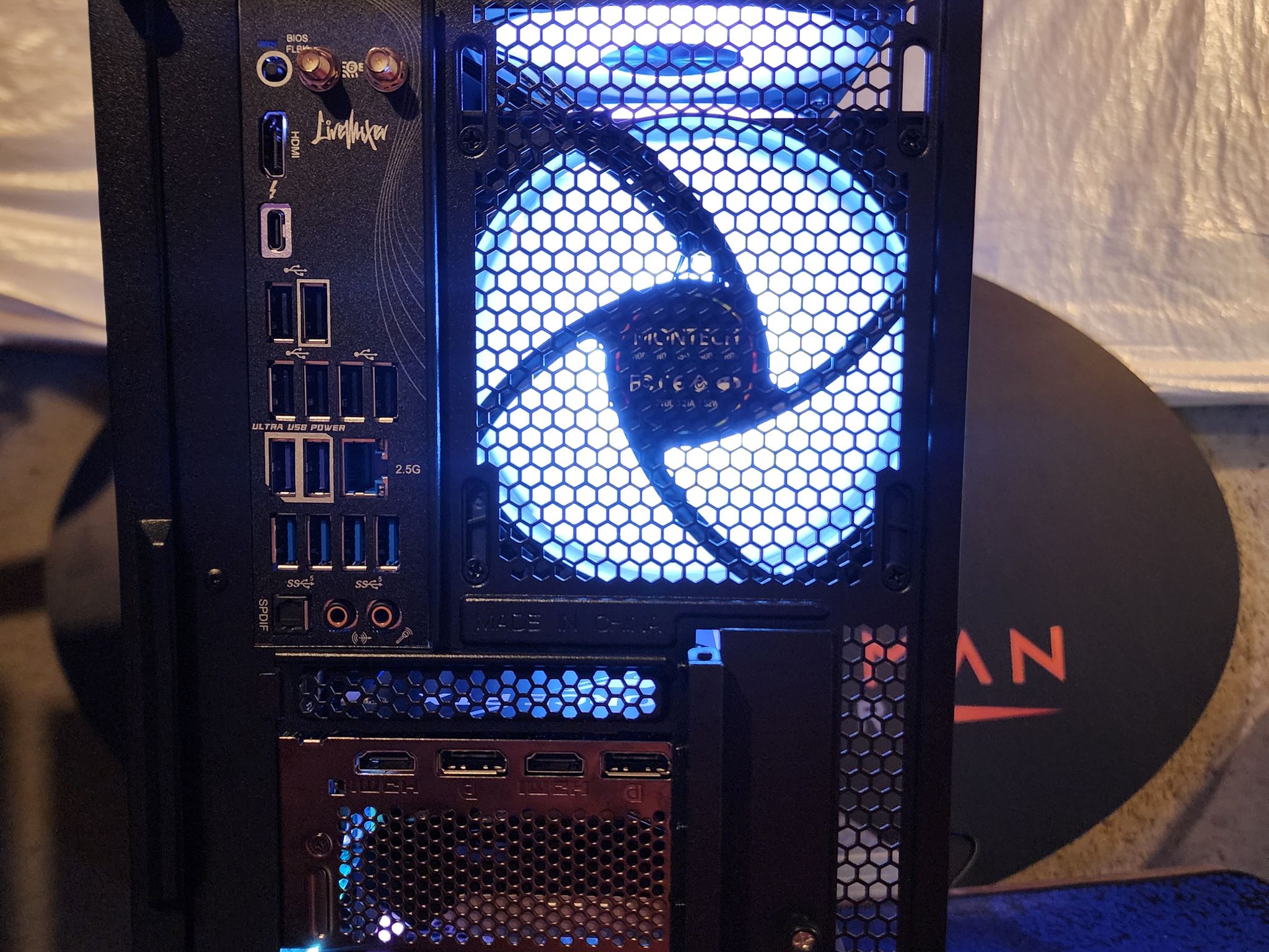 RTX 4080 SUPER / Intel Core Ultra 9 285 / 32GB DDR5 RAM / 1TB NVMe SSD