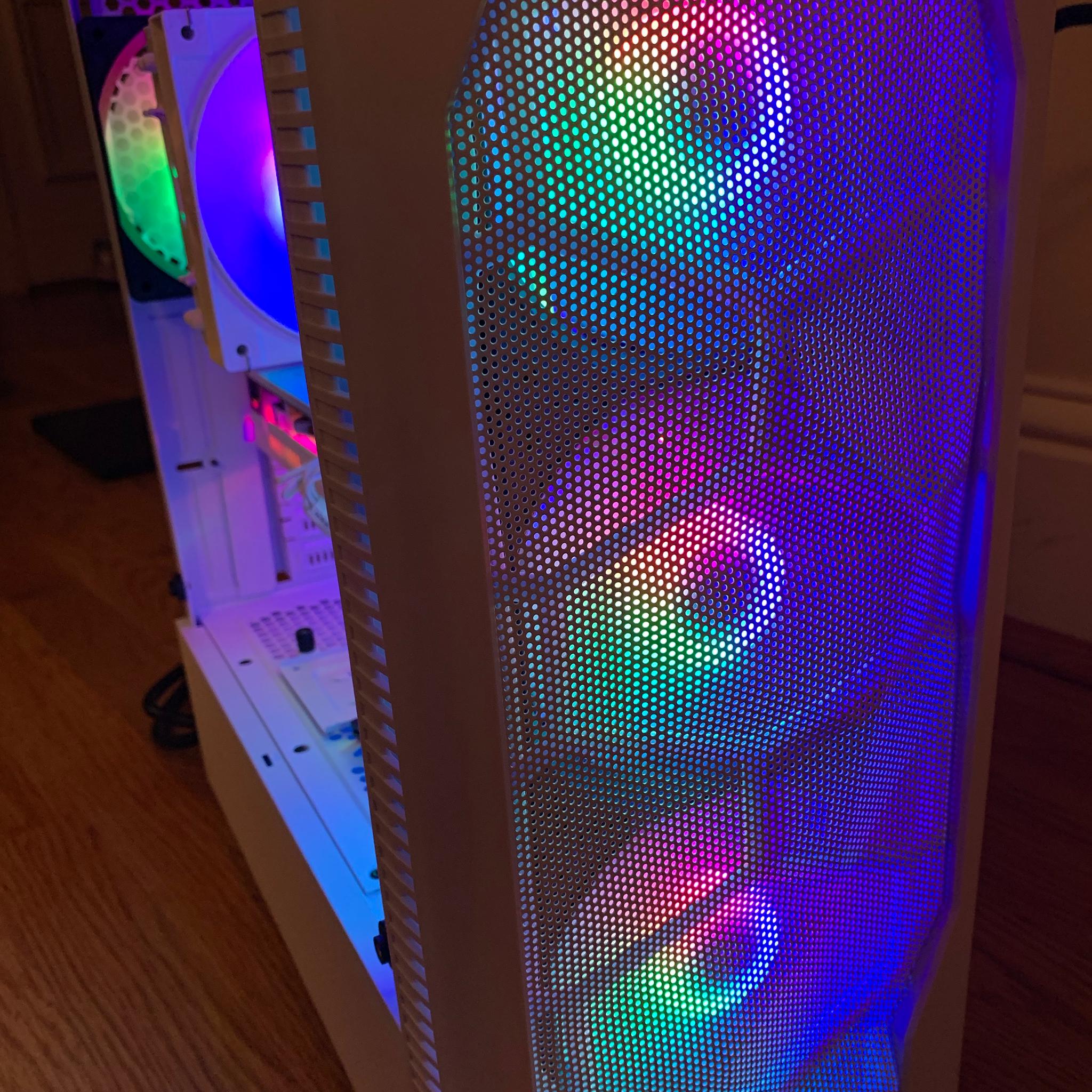 RTX 2060 SUPER 4K VR GAMING/EDITING/STREAMING PC i3-8350K 5Ghz 16GB RAM 500GB SSD WINDOWS WHITE RGB