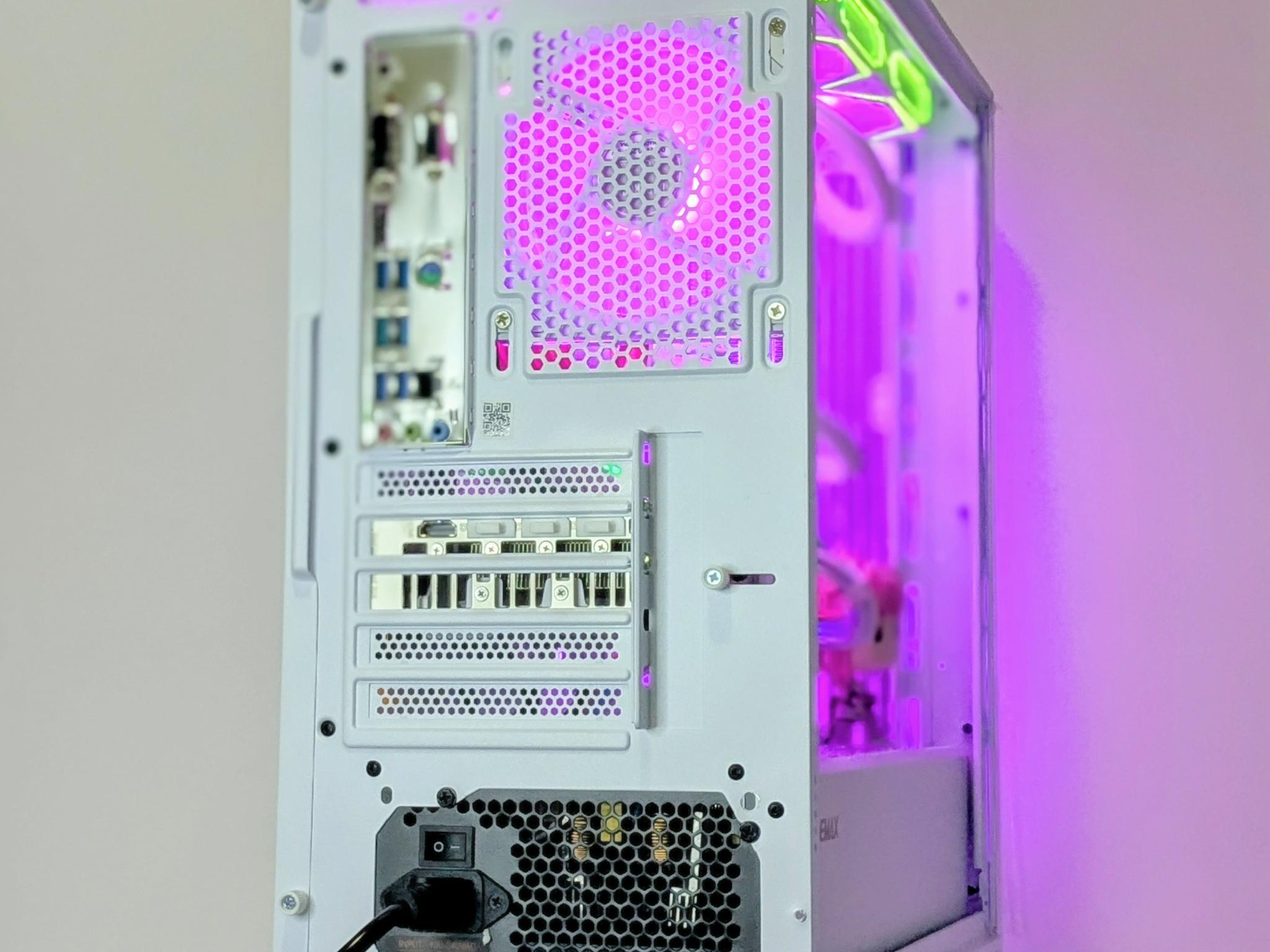 💘💙🤍Machi Komacine💀🕷️💘RTX 4060💘Ryzen 5 5600💘32GB RAM💘1TB NVMe💘Windows 11 Pro