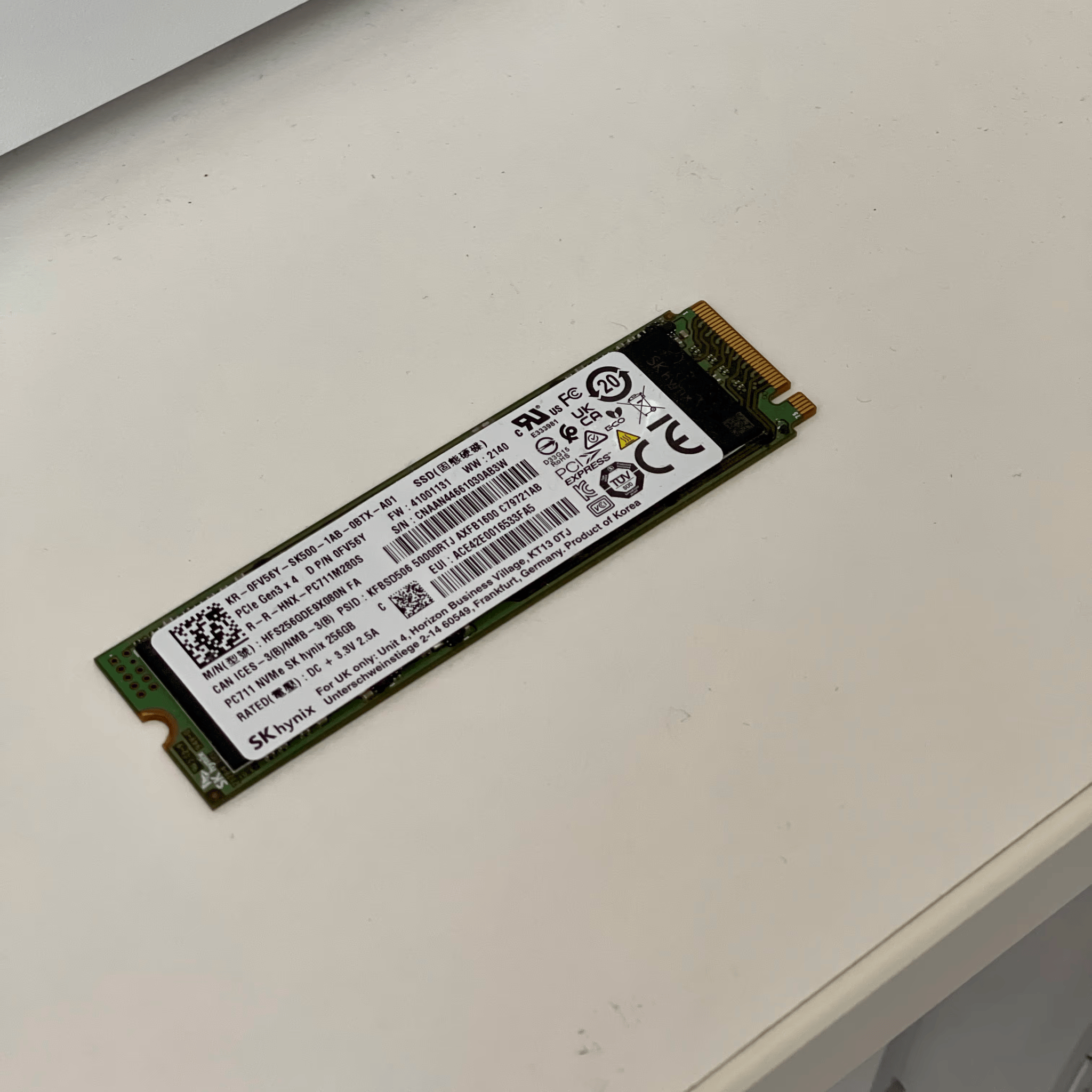 SK Hynix 256GB nvMe HFS256GDE9X080N 0FV56Y