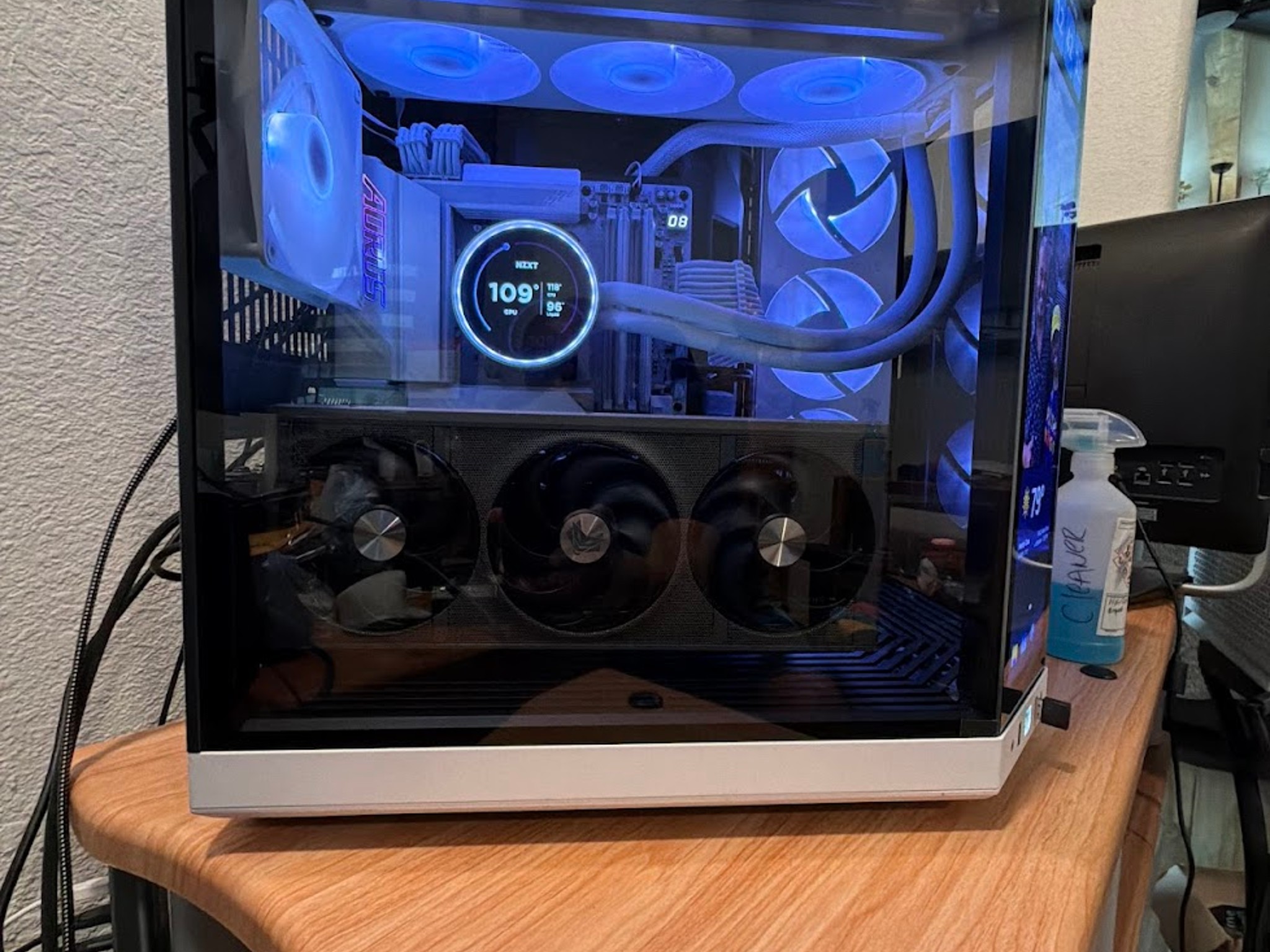 Sapphire NITRO+ Radeon RX 9700 XT – Premium Cooling