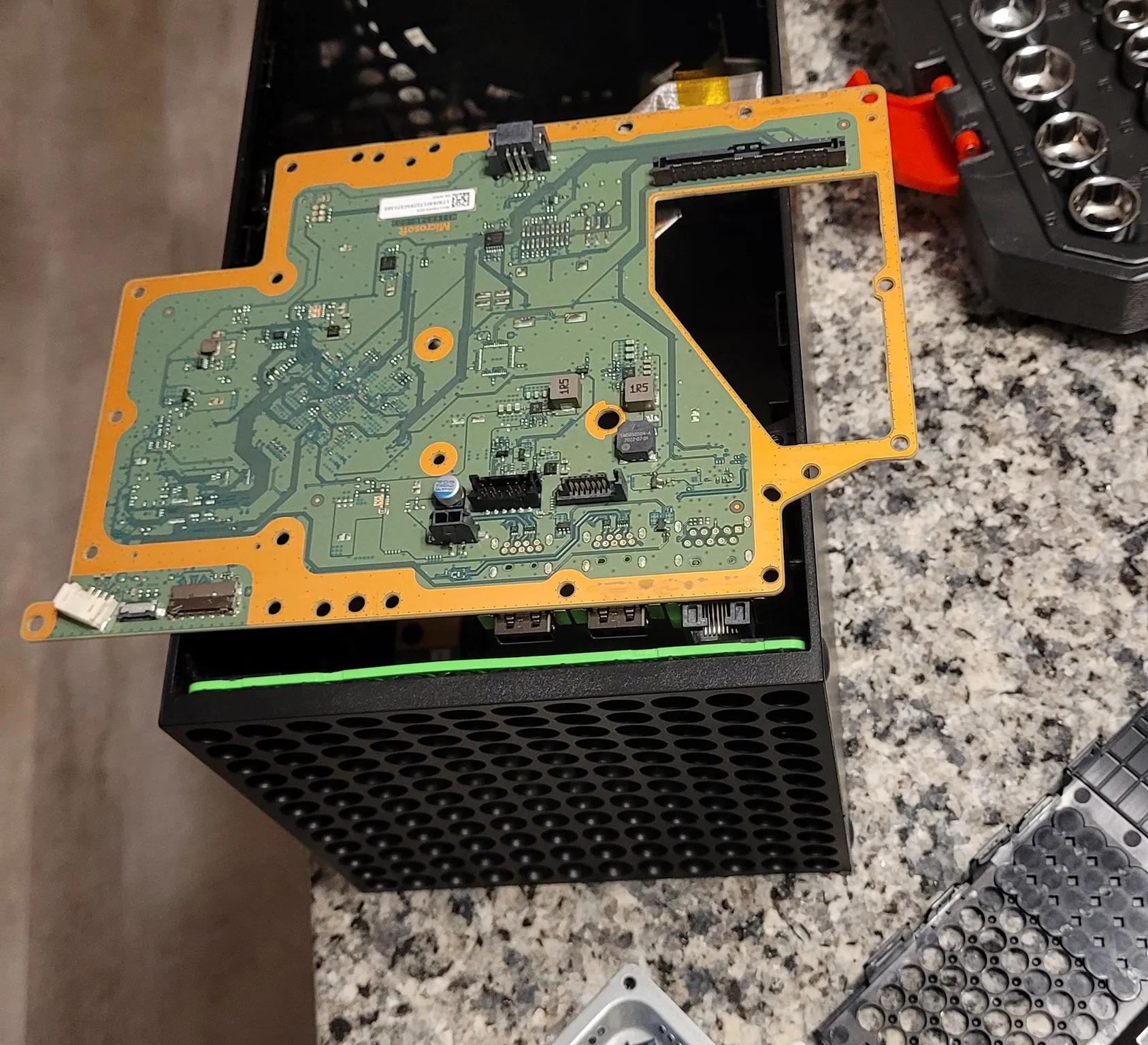 Spare Parts - Xbox Series X - 14 month old parts