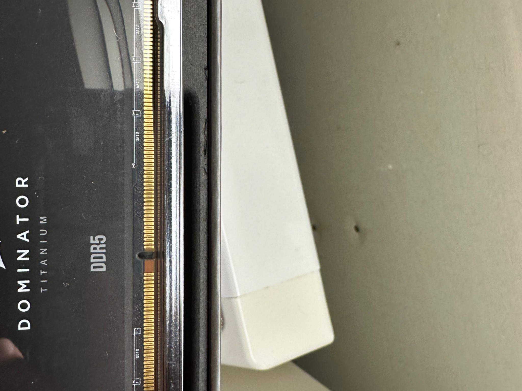 CORSAIR Dominator Titanium 96GB (2 x 48GB) DDR5 6600 (PC5 52800) CMP96GX5M2B6600C32