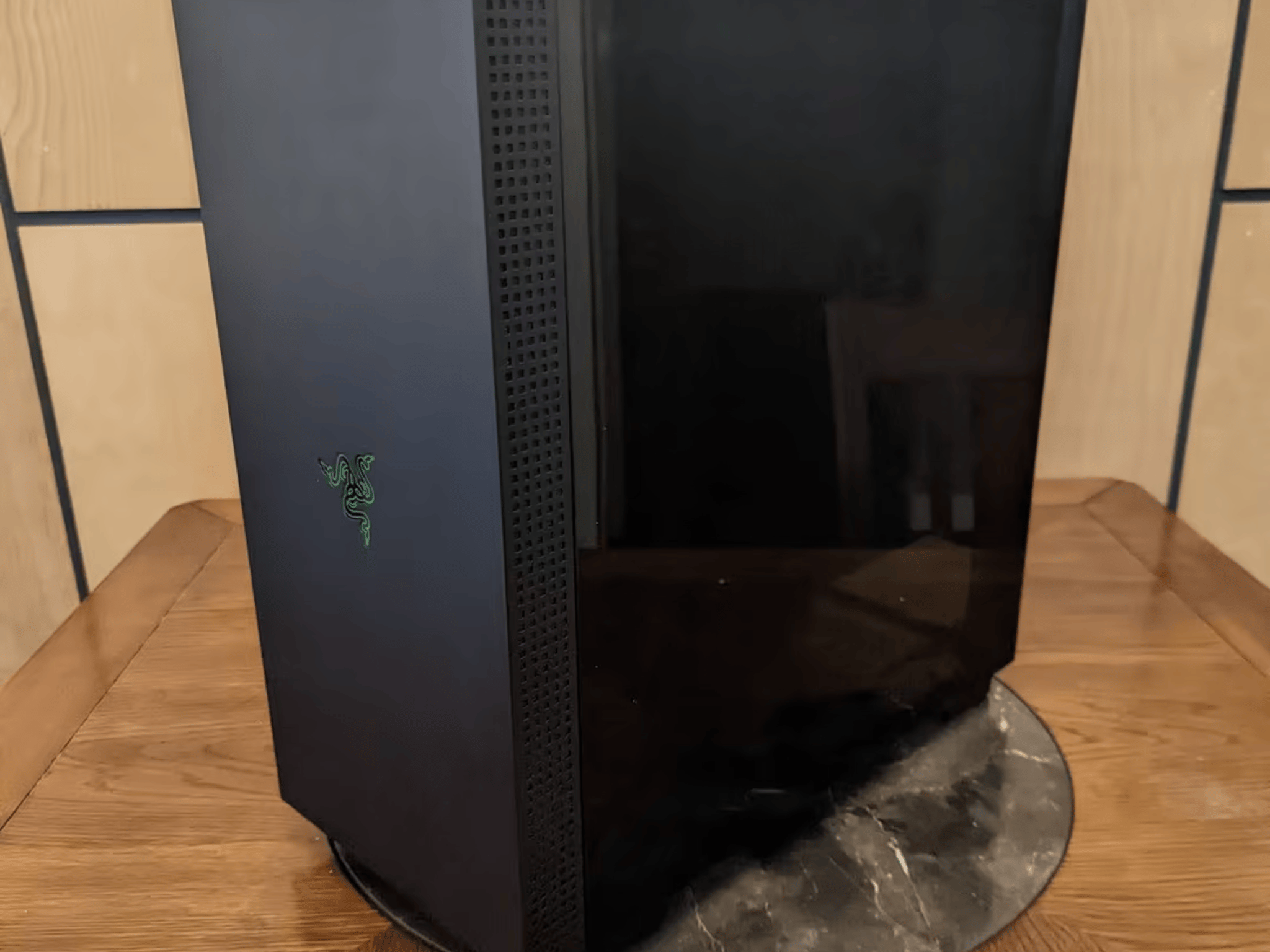 Open Box Like New Razer Tomahawk ATX Mid Tower