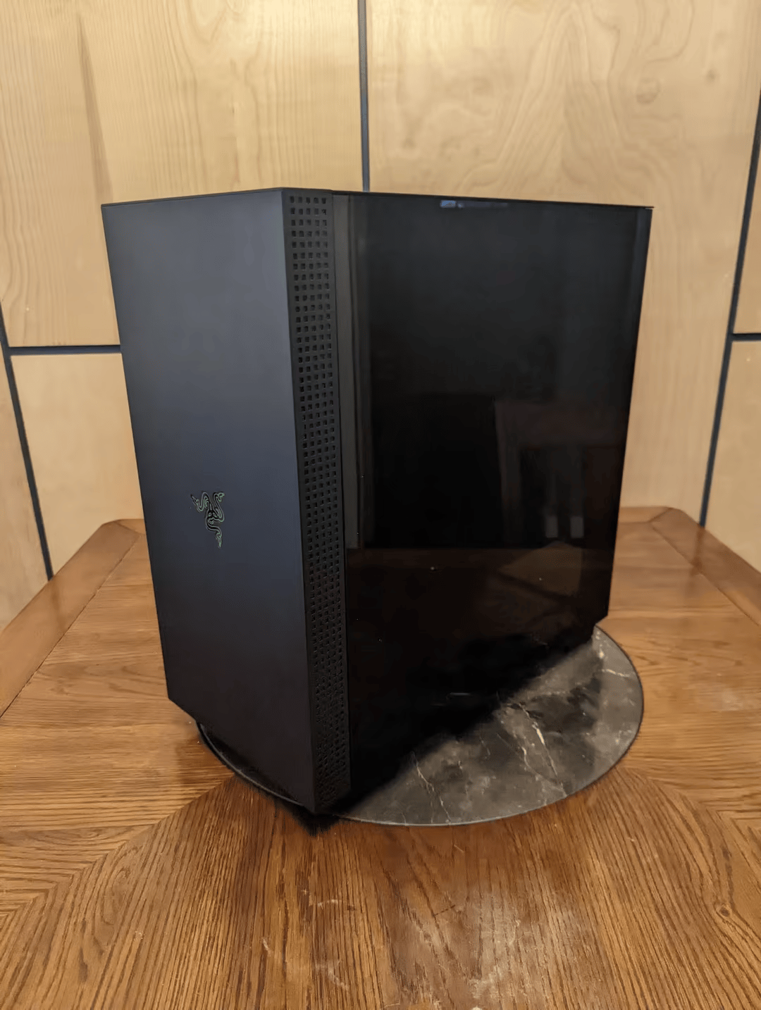 Open Box Like New Razer Tomahawk ATX Mid Tower