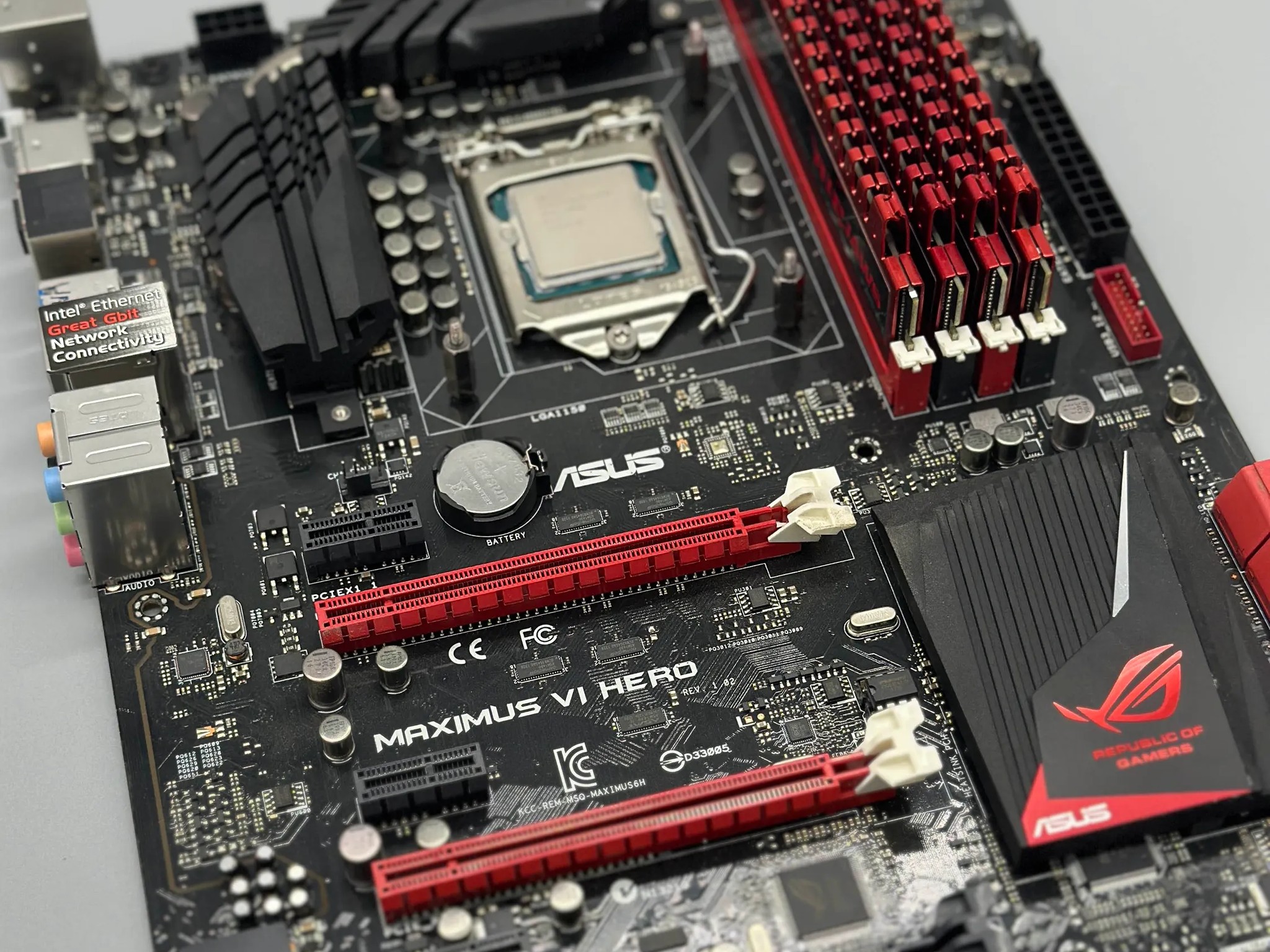 ASUS MAXIMUS VI HERO DDR3 2800 LGA 1150 with Intel core i5 4670k 16gb ddr3