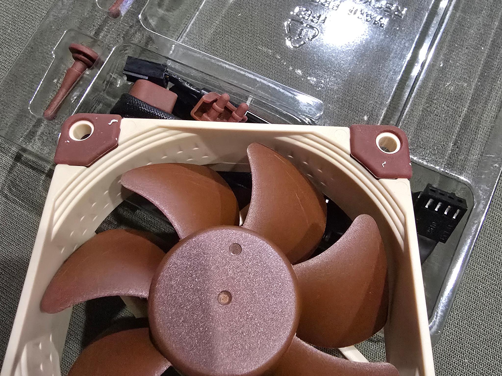 Noctua NF-A8 PWM, Premium Quiet Fan, 4-Pin (80mm, Brown) new