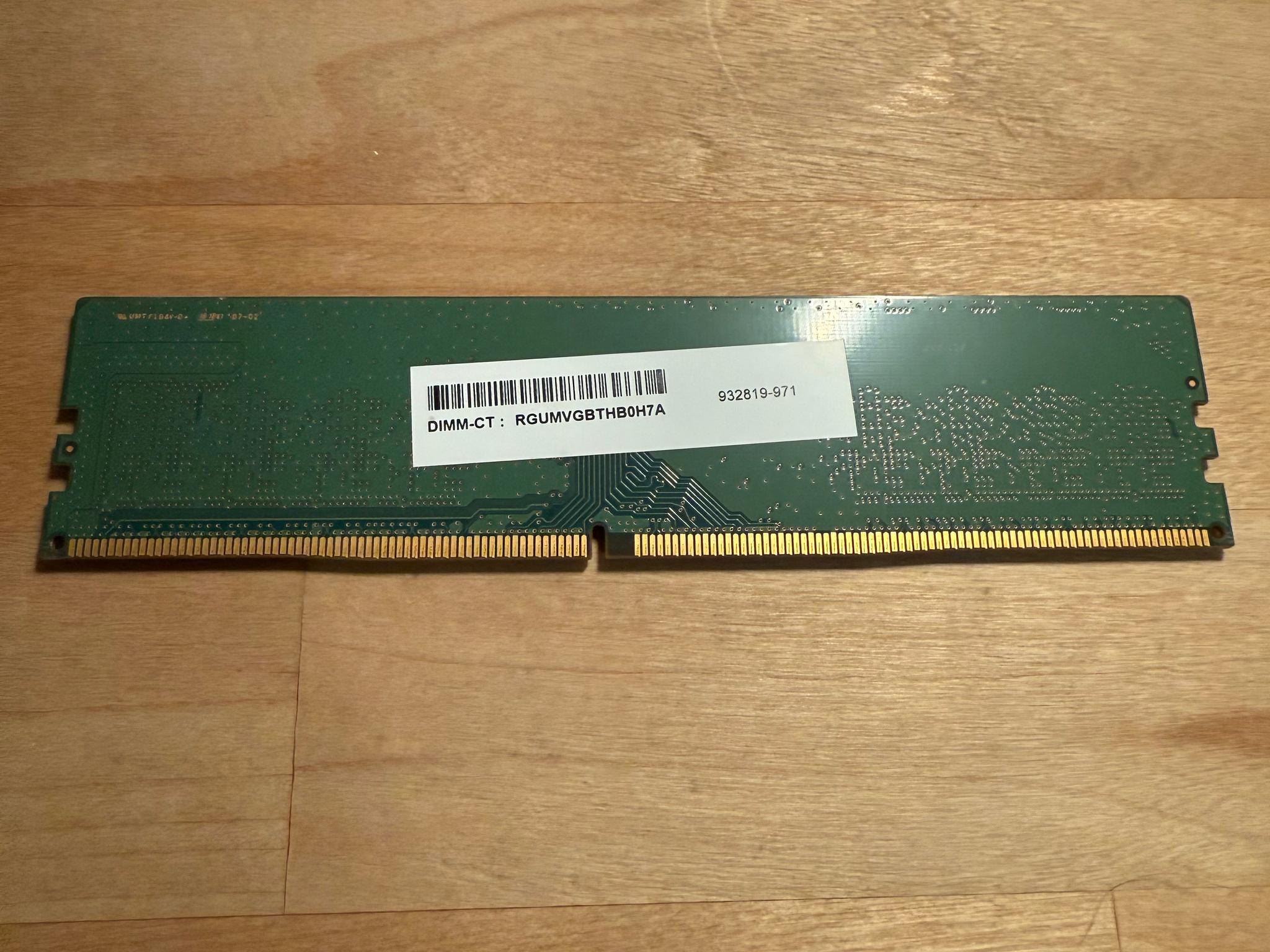 Samsung 1x8GB PC4-2666