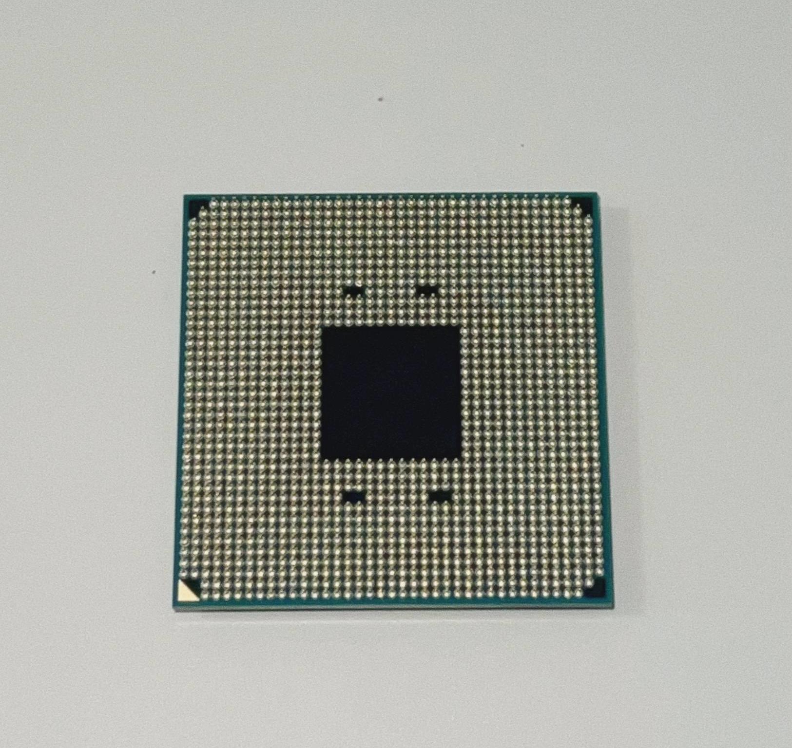AMD Ryzen 3200G