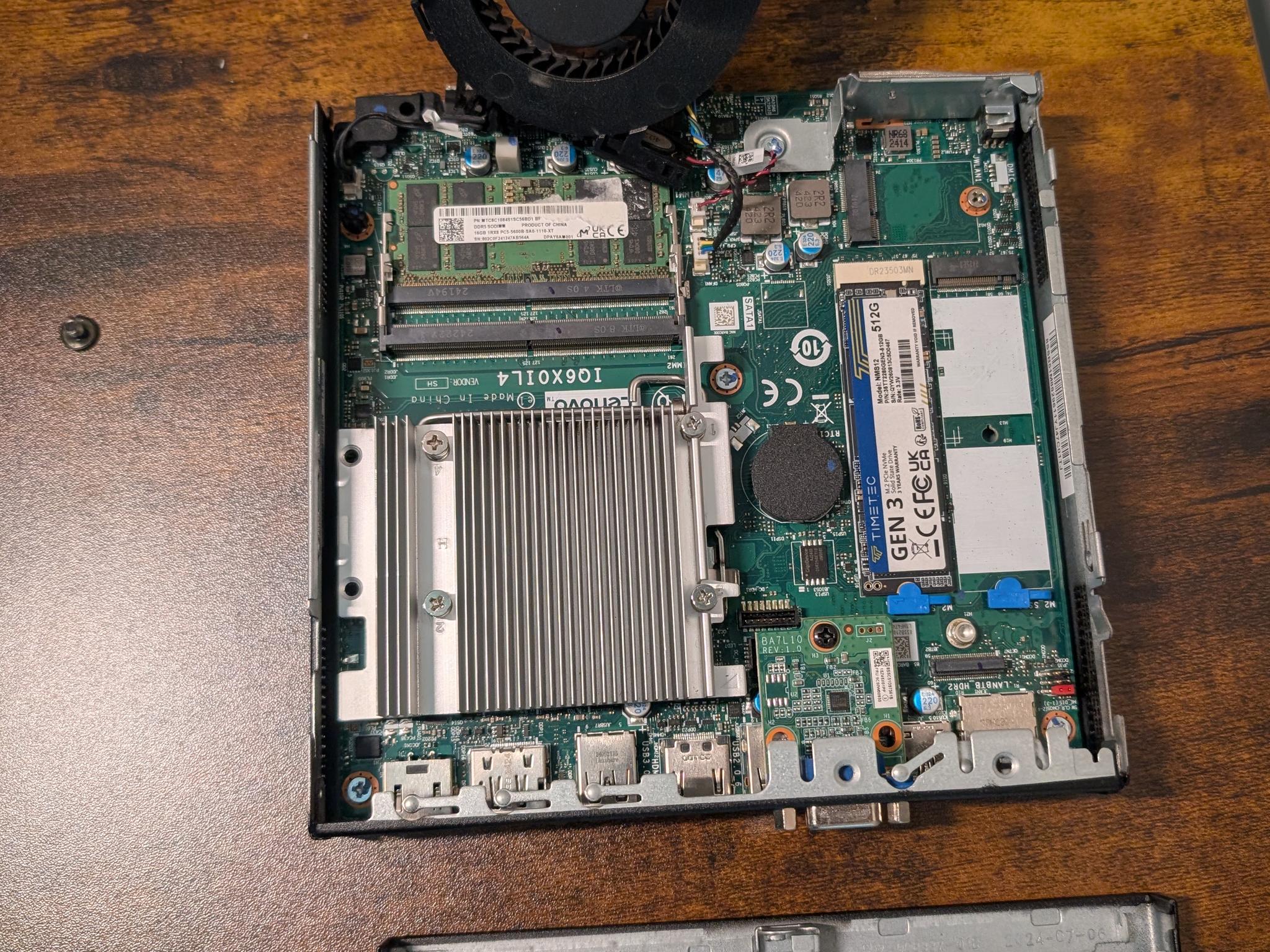Refurbished Lenovo Workstation converted to Steam OS console with Bazzite