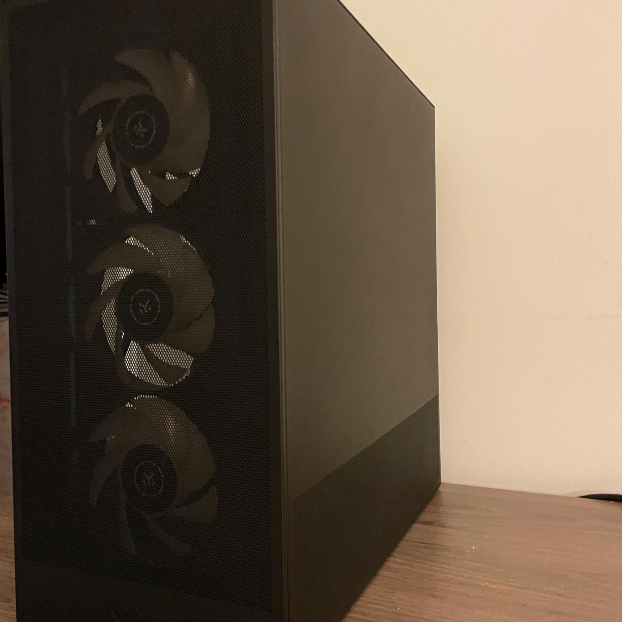 RTX 5070 Ti / i7 11700Kf Gaming PC