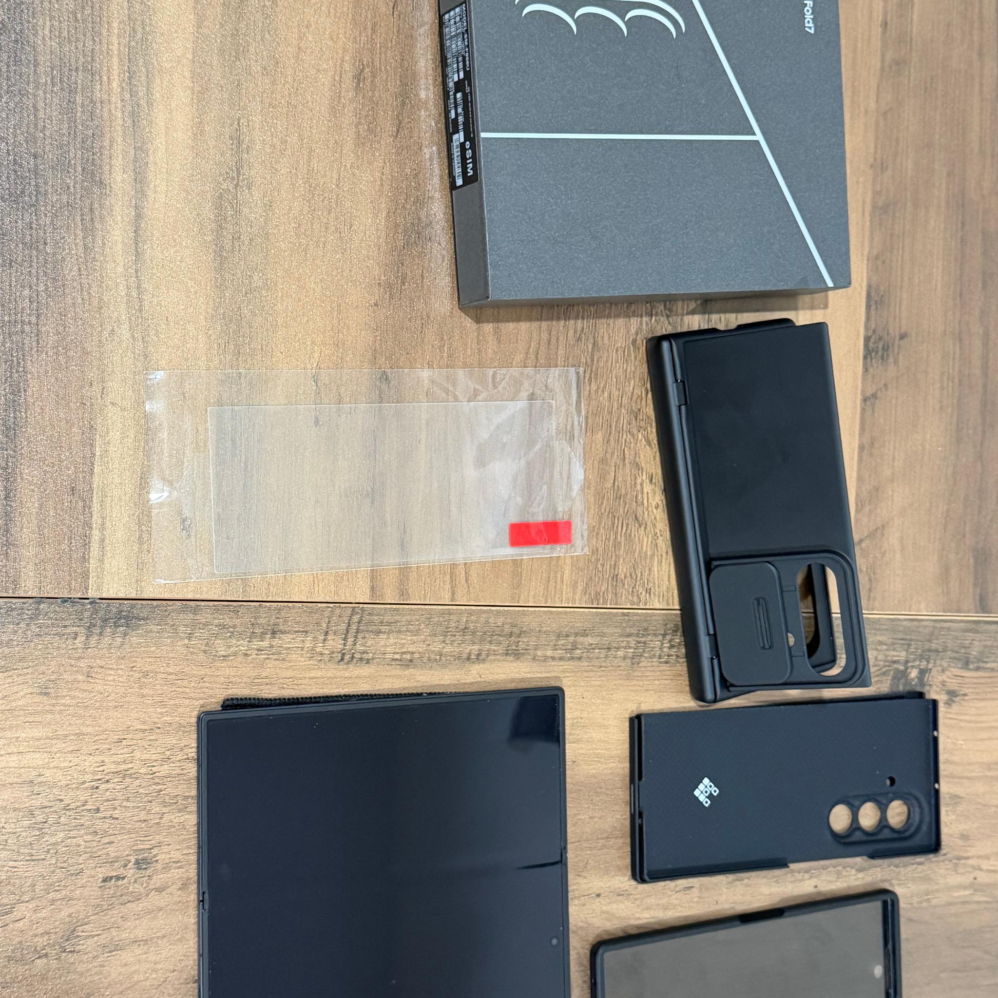 Samsung Z Fold 7 - Pristine Condition