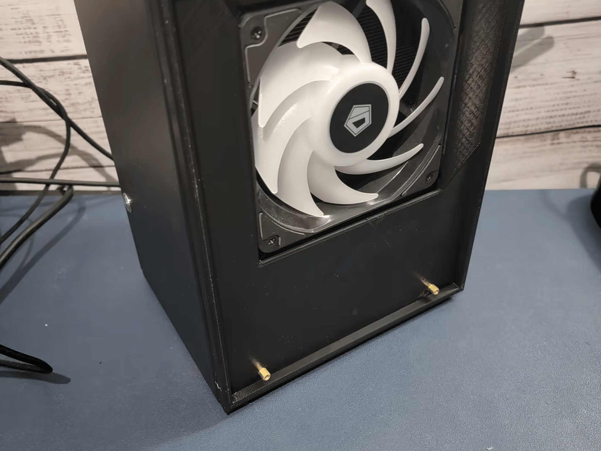 Lil' Slugger: (R5 3600 + RTX 3060) Custom SFF ITX Gaming PC