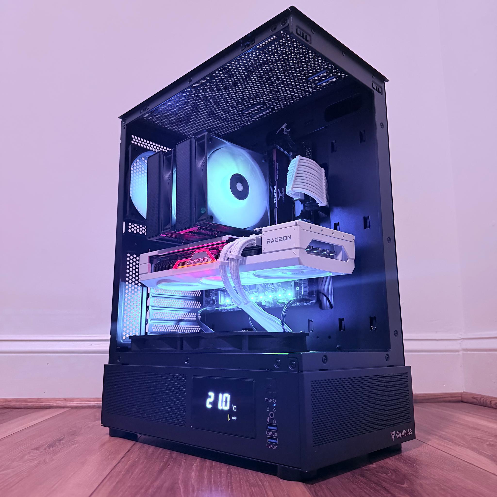 ❄️"Polar Nova"❄️| 1440p/4k Gaming | RX 7800 XT 16gb  | Intel i5 14600K | 32B DDR5 | 1tb Storage