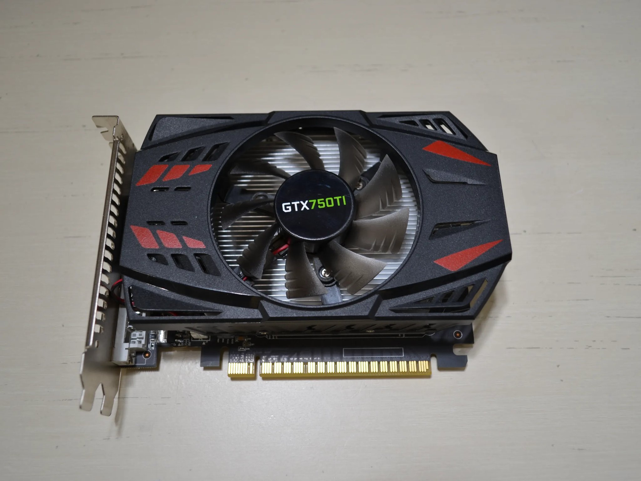 Nvidia GeForce GTX 750ti 2GB; PCI-e HDMI DVI Graphics Card 2GB Vram DDR5 (#2)