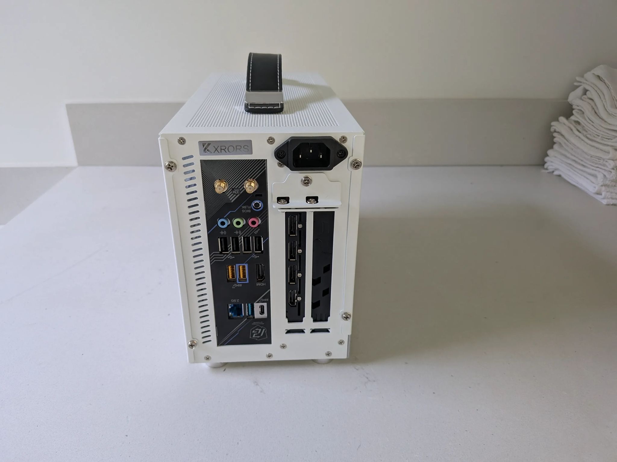 RX 9070 Mini ITX Gaming PC - Ryzen 5 7600X3D, AMD Radeon RX 9070, 64 GB DDR5, 2 TB NVME