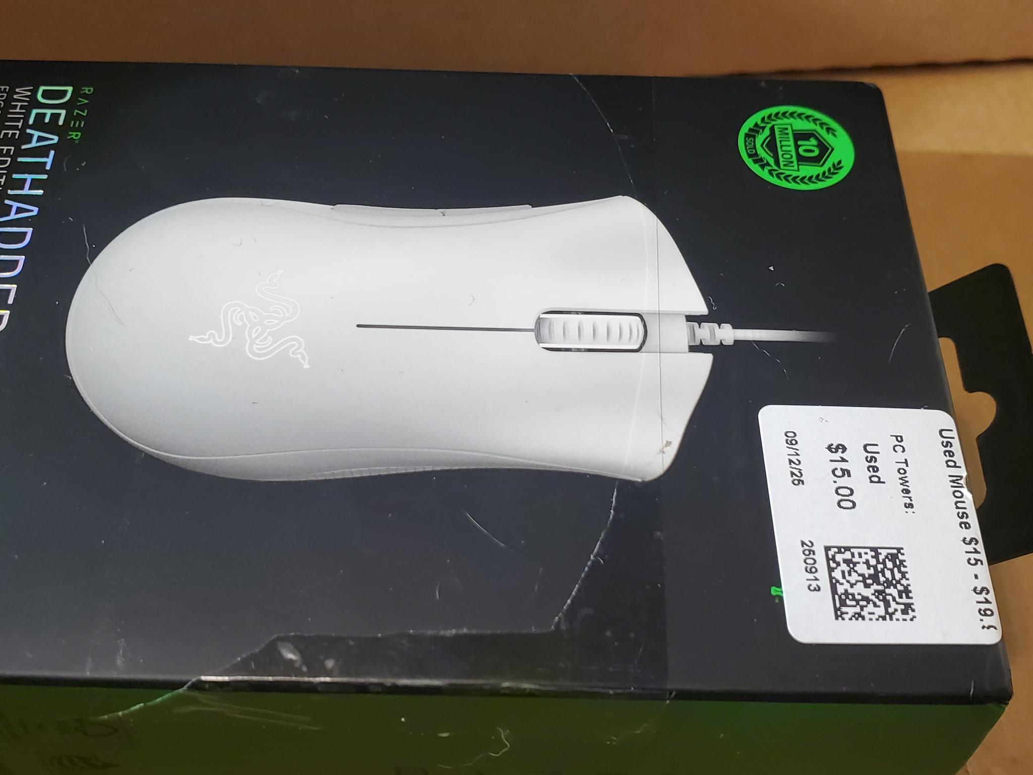 RAZER DEATHADDER ESSENTIAL WHITE EDITION