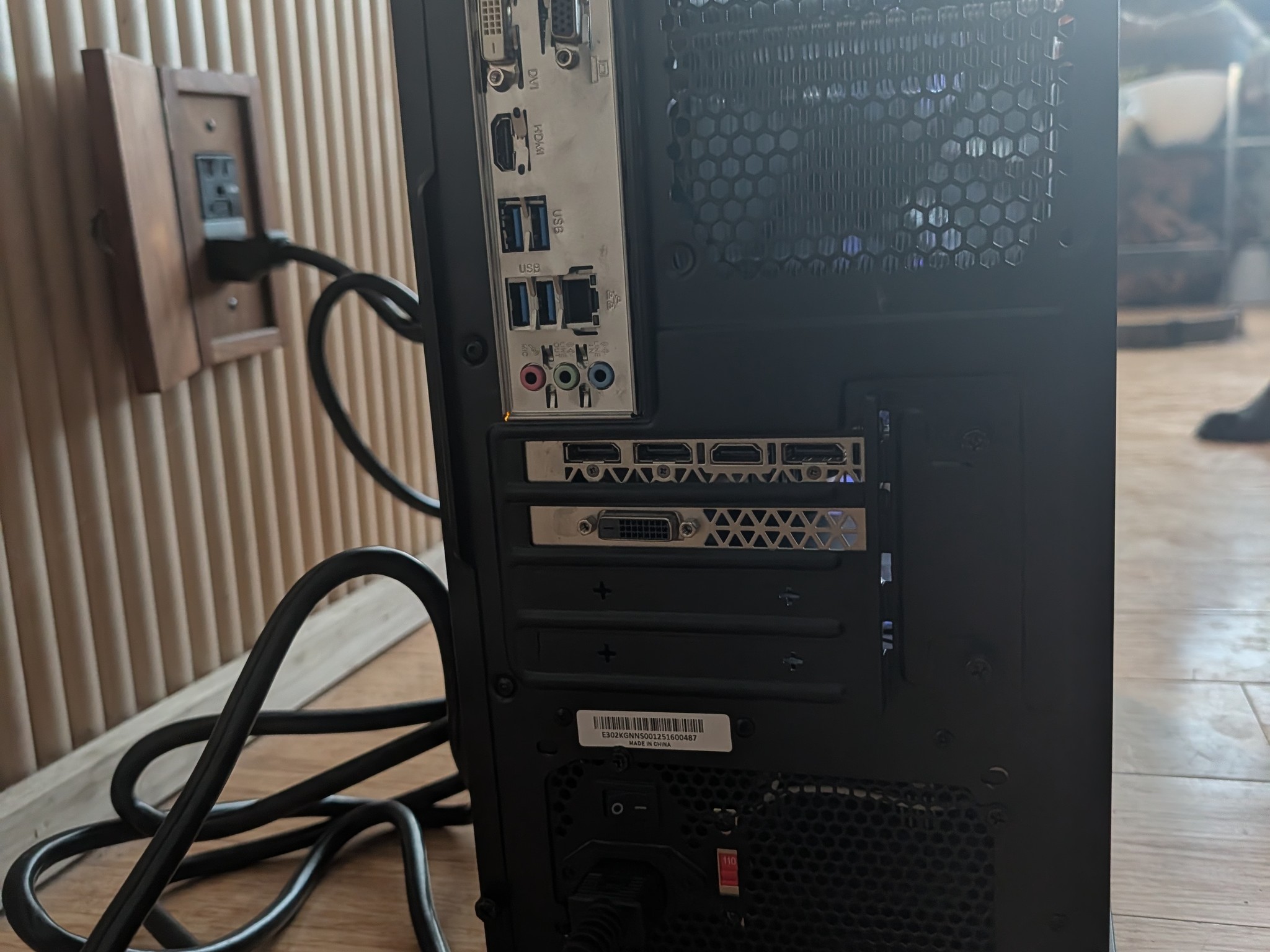Custom SCP Foundation gaming PC | I7 6700K | GTX 1060 | 16GB | 250GB |