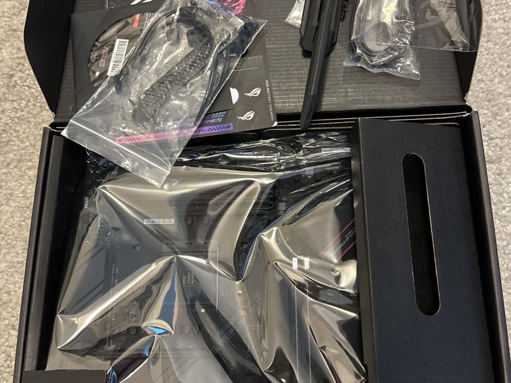 ASUS ROG Strix B550-F Gaming AMD AM4 Zen 3 Ryzen 5000 & 3rd Gen Ryzen ATX Gaming Motherboard