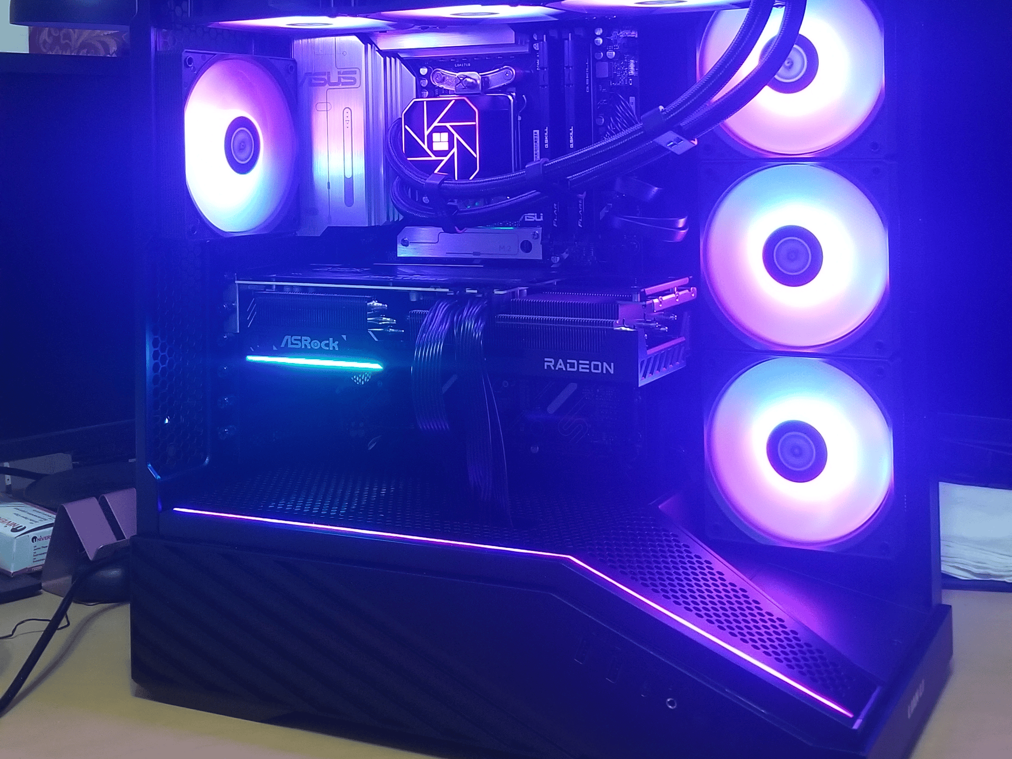Solid Gaming PC | 9850X3D | 9070 XT | 32g DDR5-6000 | 2 Tb NVME