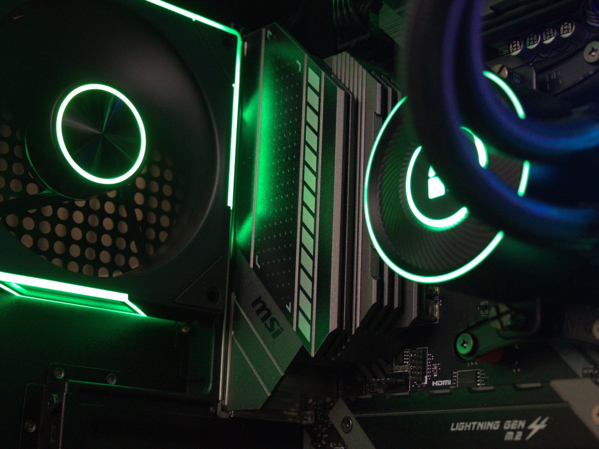 4070 12 GB | Ryzen7  5800X  | 32GB Ram | NVME  | 850W GOLD | Win 11 | Liquid Cooled