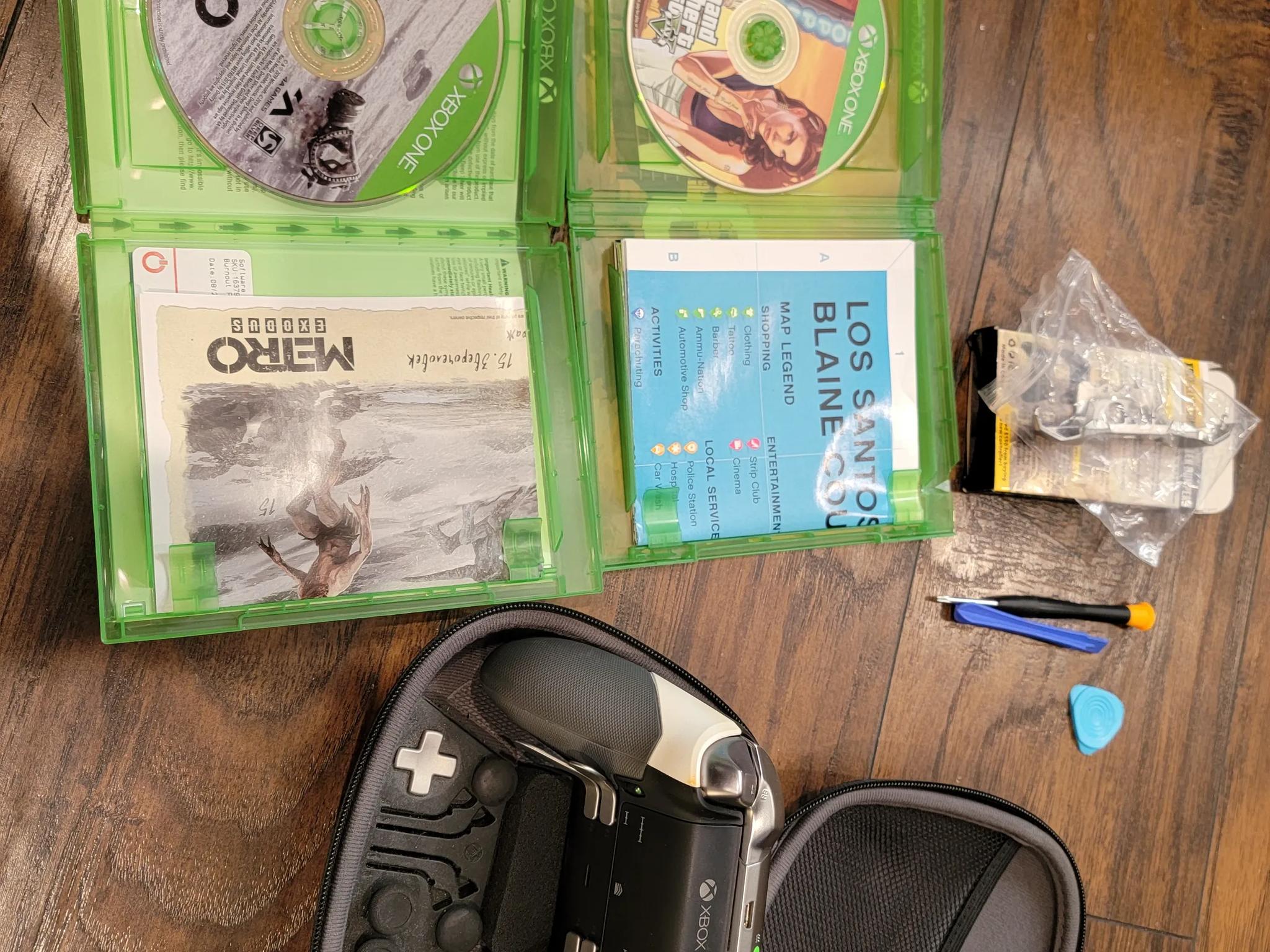 Xbox one with elite series 1 controller and 8 games