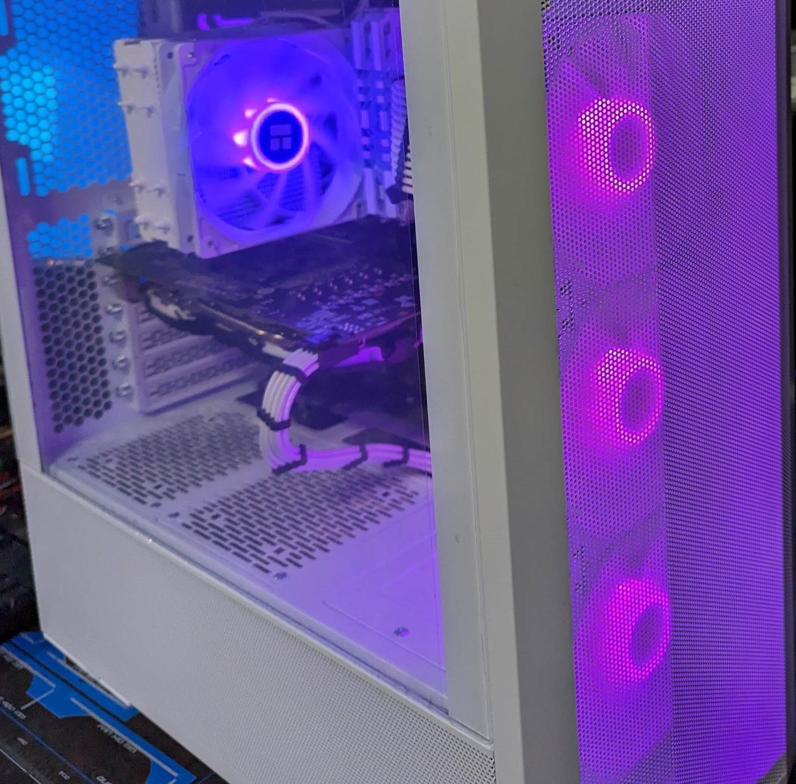UCW Ready To Play: Custom Z390 Build (i7-8700 + RX 580)