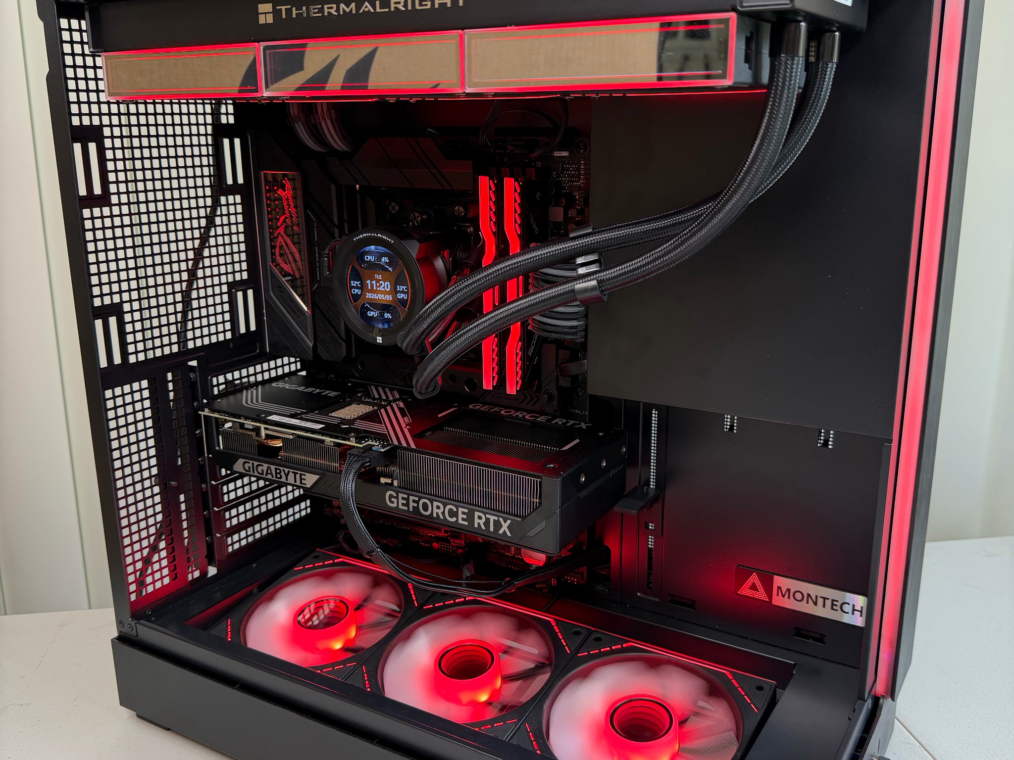 Cinder Ascent ROG AM5 Gaming PC AMD 7500X3D RTX 5070 32GB DDR5 1TB NVMe Gen4