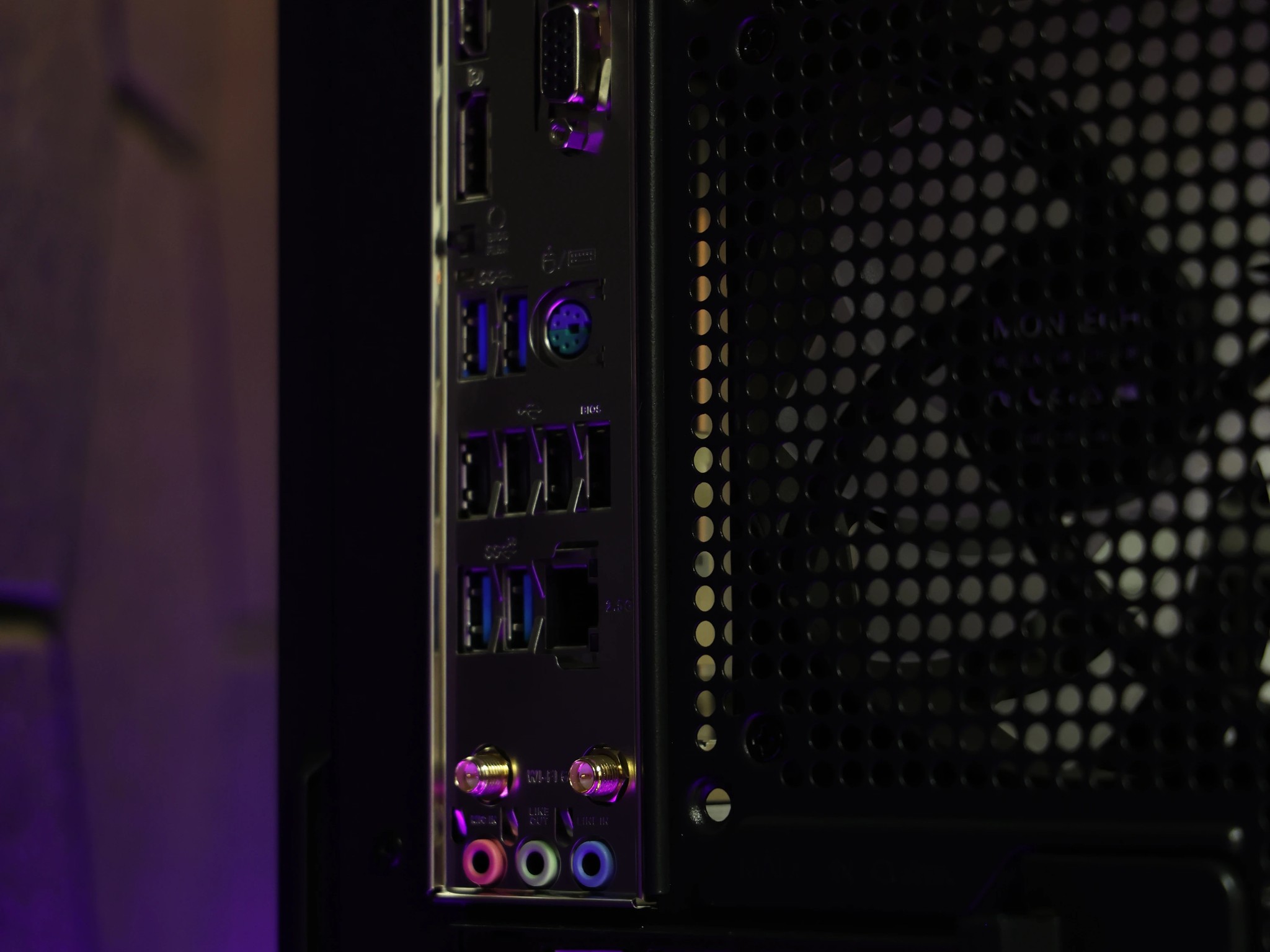 🦋 Nymph 🦋 AMD RX 6800 / AMD R5 7600X / 1TB NVME / 32GB DDR5 RAM / 360 AIO / Windows 11 Pro