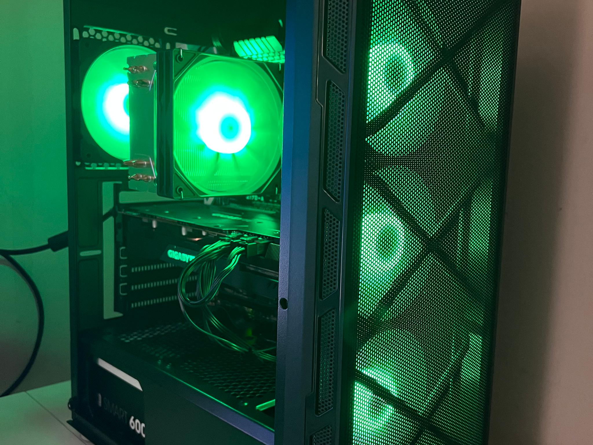 Gaming pc | Rx5700xt 8gb | i7 6700k 4.0ghz |16gb ddr4 3000mhz 1080p/1440p Performance mid-ranged