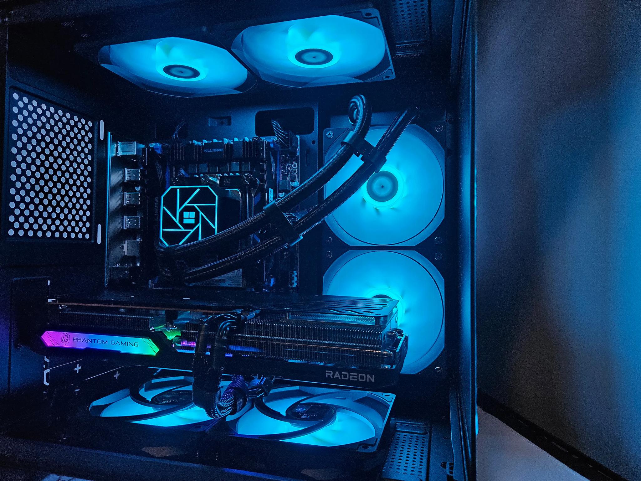 Dark Side Liquid cooled Intel 14 core / 16GB DDR4 / 512GB SSD / RX 7600