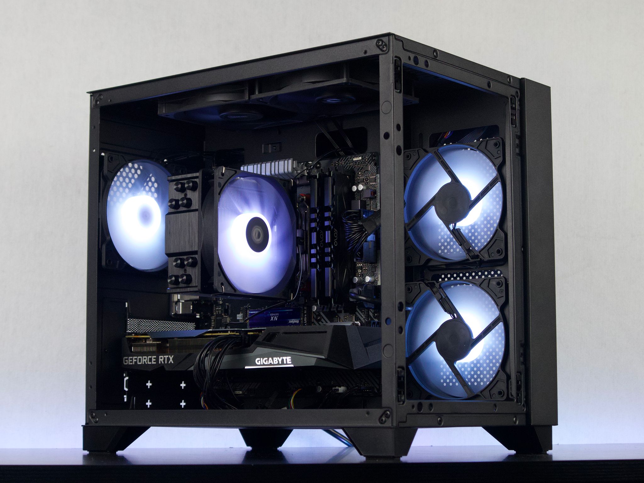 💜🖤💜 RTX 3060 Ti ⚫ Ryzen 5 3600 🟣 16GB RAM ⚫ 1TB NVMe 💜🖤💜