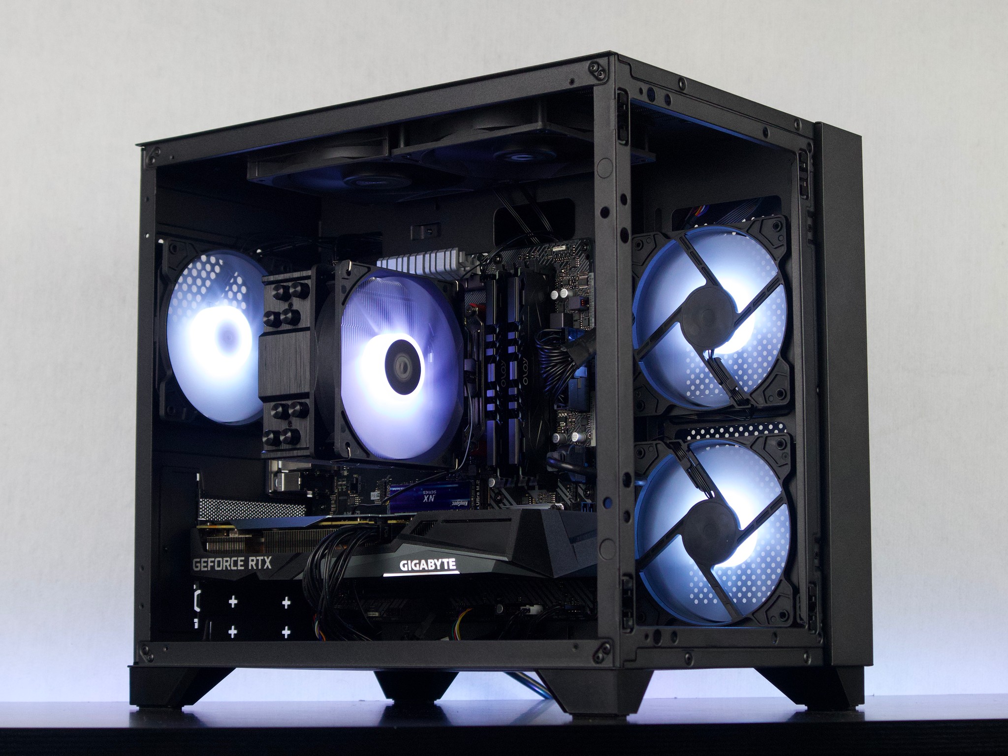 💜🖤💜 RTX 3060 Ti ⚫ Ryzen 5 3600 🟣 16GB RAM ⚫ 1TB NVMe 💜🖤💜