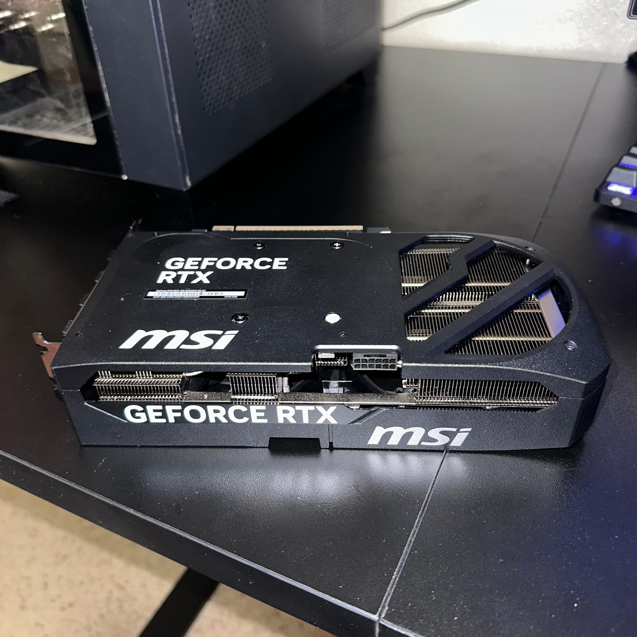 MSI GeForce RTX 5070 12G SHADOW 2X OC