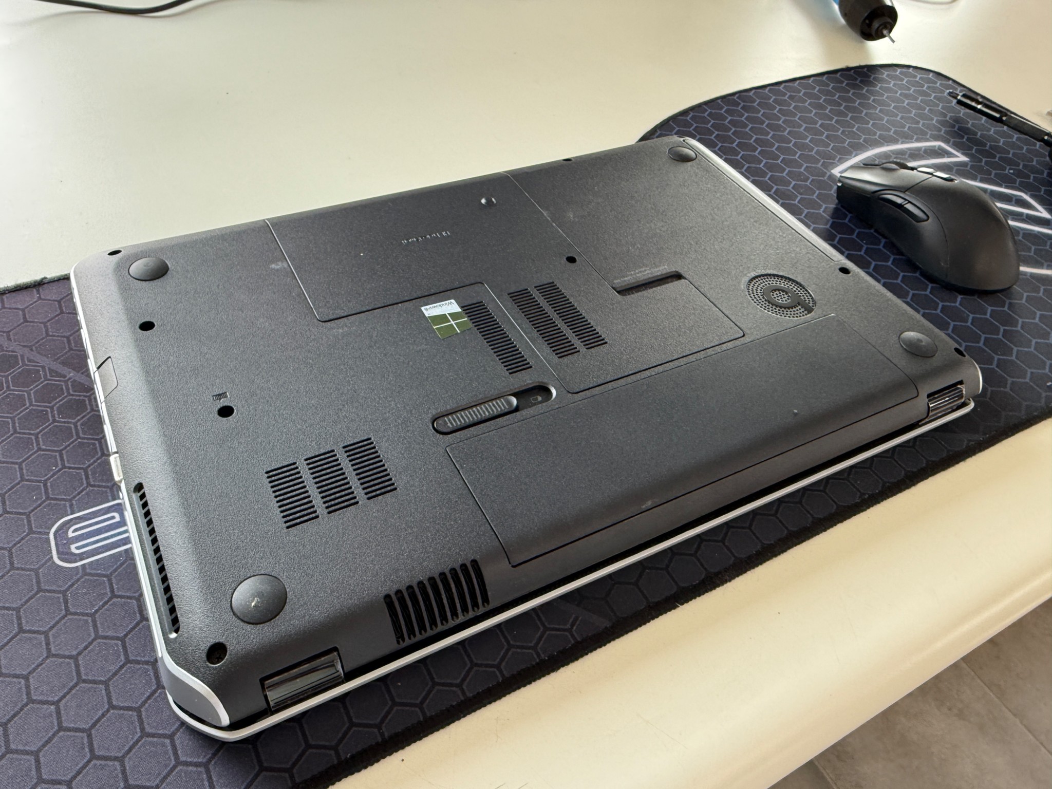 HP Envy dv6- i7-3630QM+HD Graphics 4000+8GB Ram+256 SSD+W10