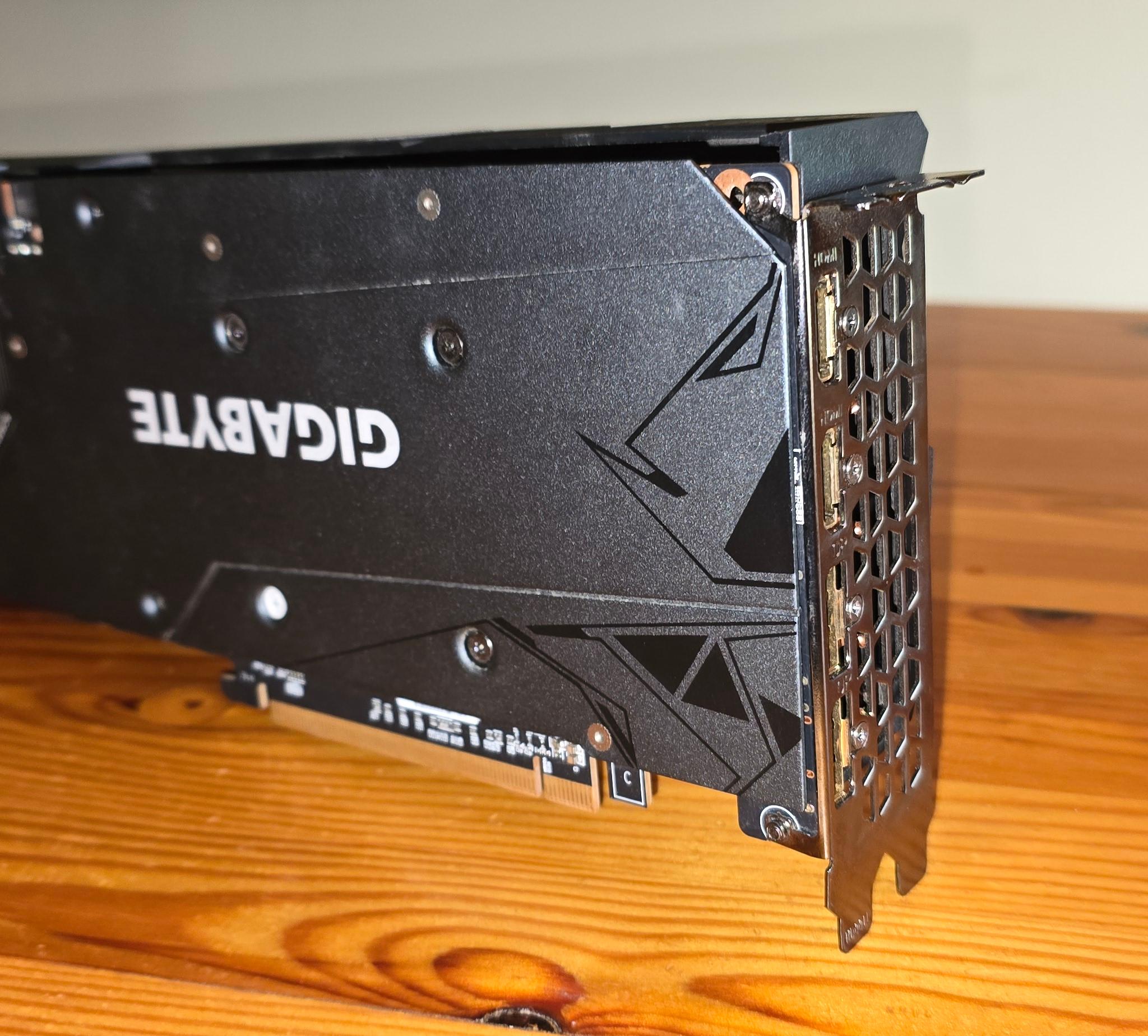 Refurbished GIGABYTE RX 7600