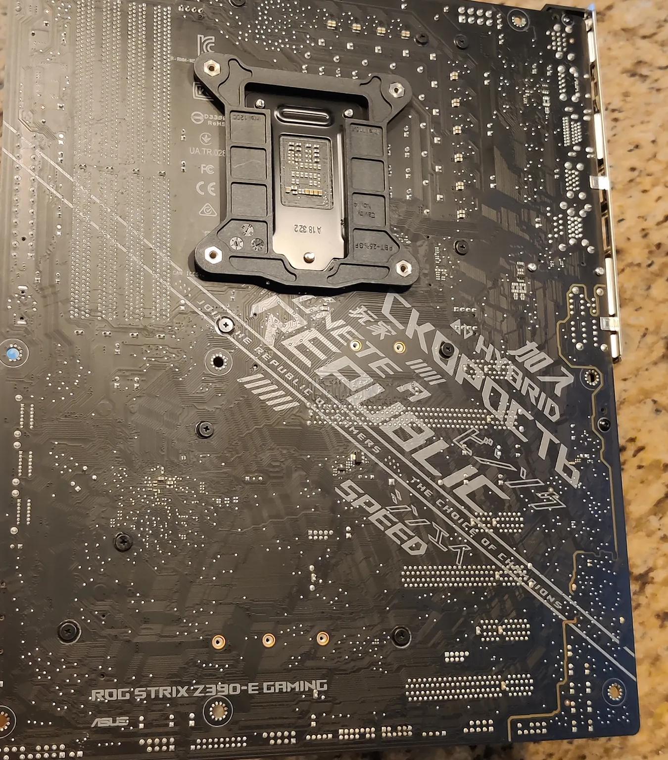 Asus Strix Z390 w/I7 9700k