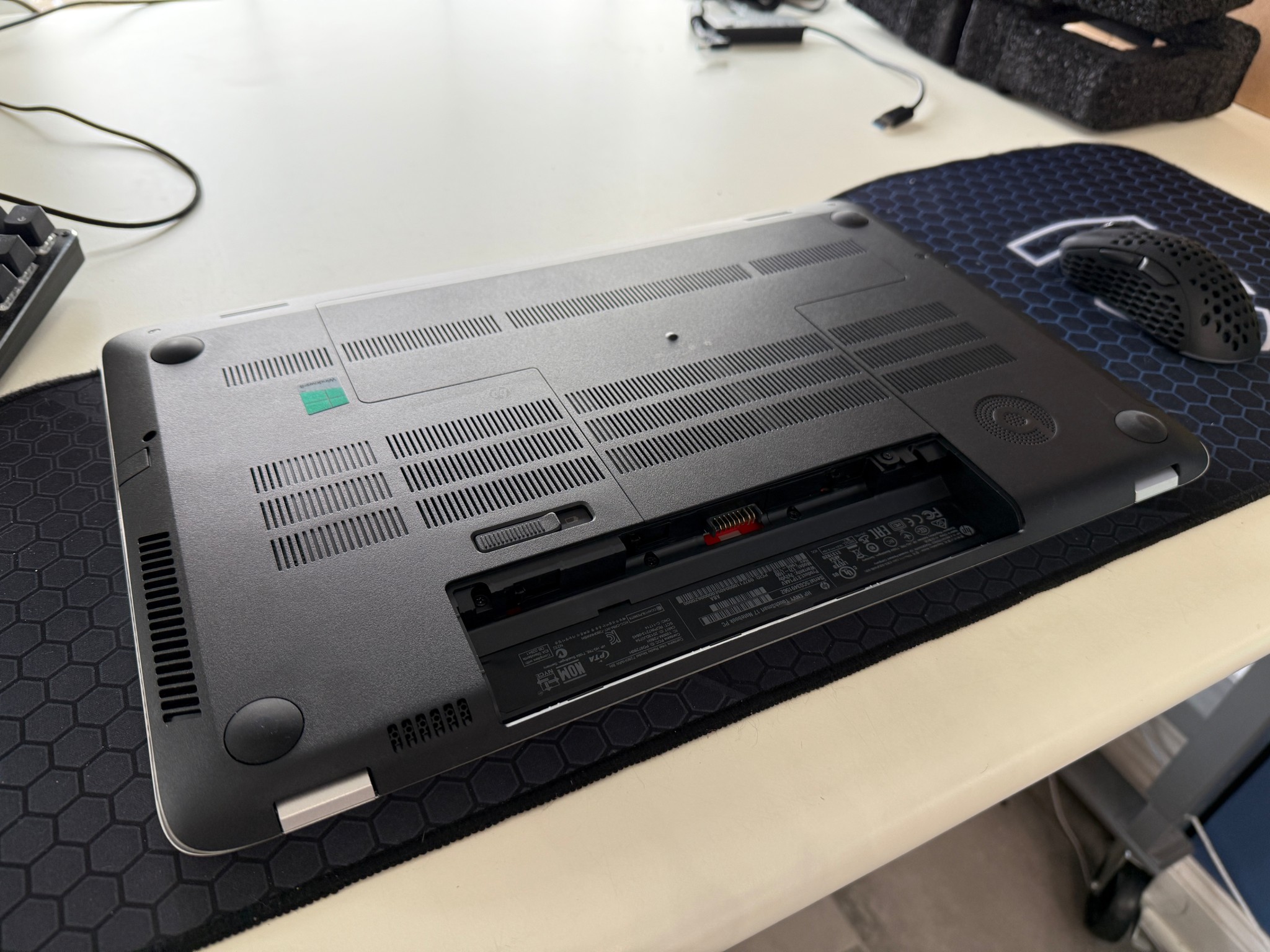 HP Envy 17 TS- i7-4800MQ+GeForce GT 740M+8GB Ram+256 SSD+W10