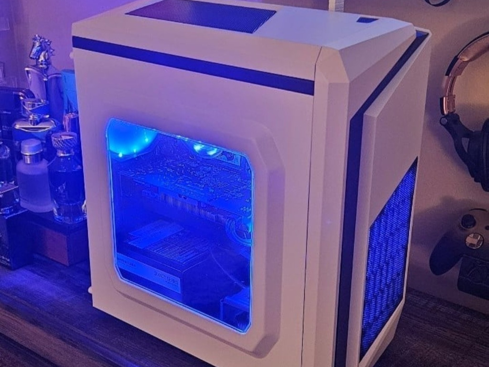 Budget "Blueheart" Gaming PC i5 8600 RX 570