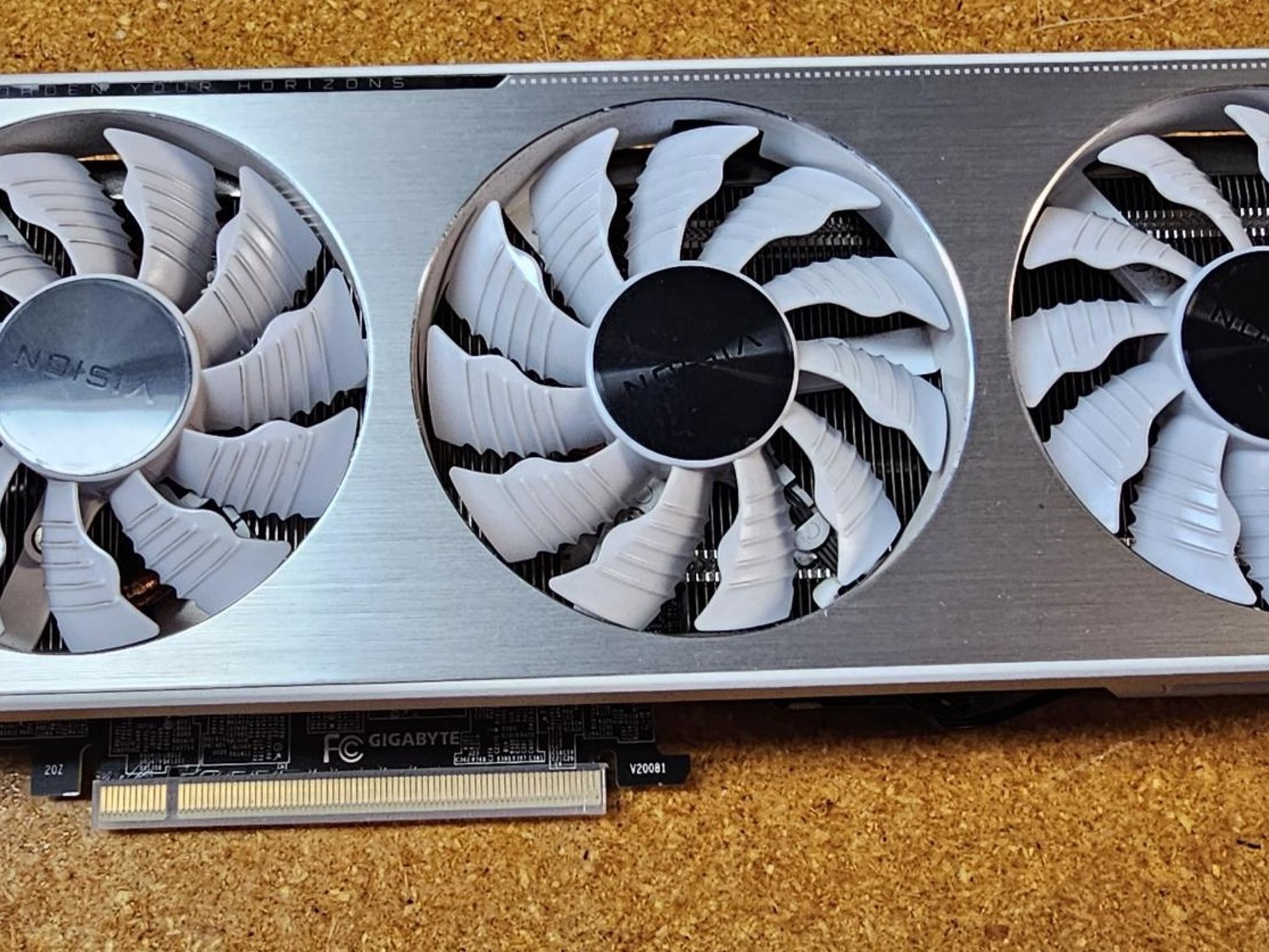Gigabyte GeForce RTX™ 3070 VISION OC 8G