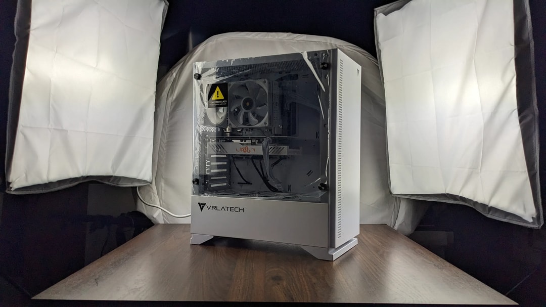 RTX 2060 Super, Ryzen 5 5600X, 2x8GB 3000mz 512GB NVMe All White