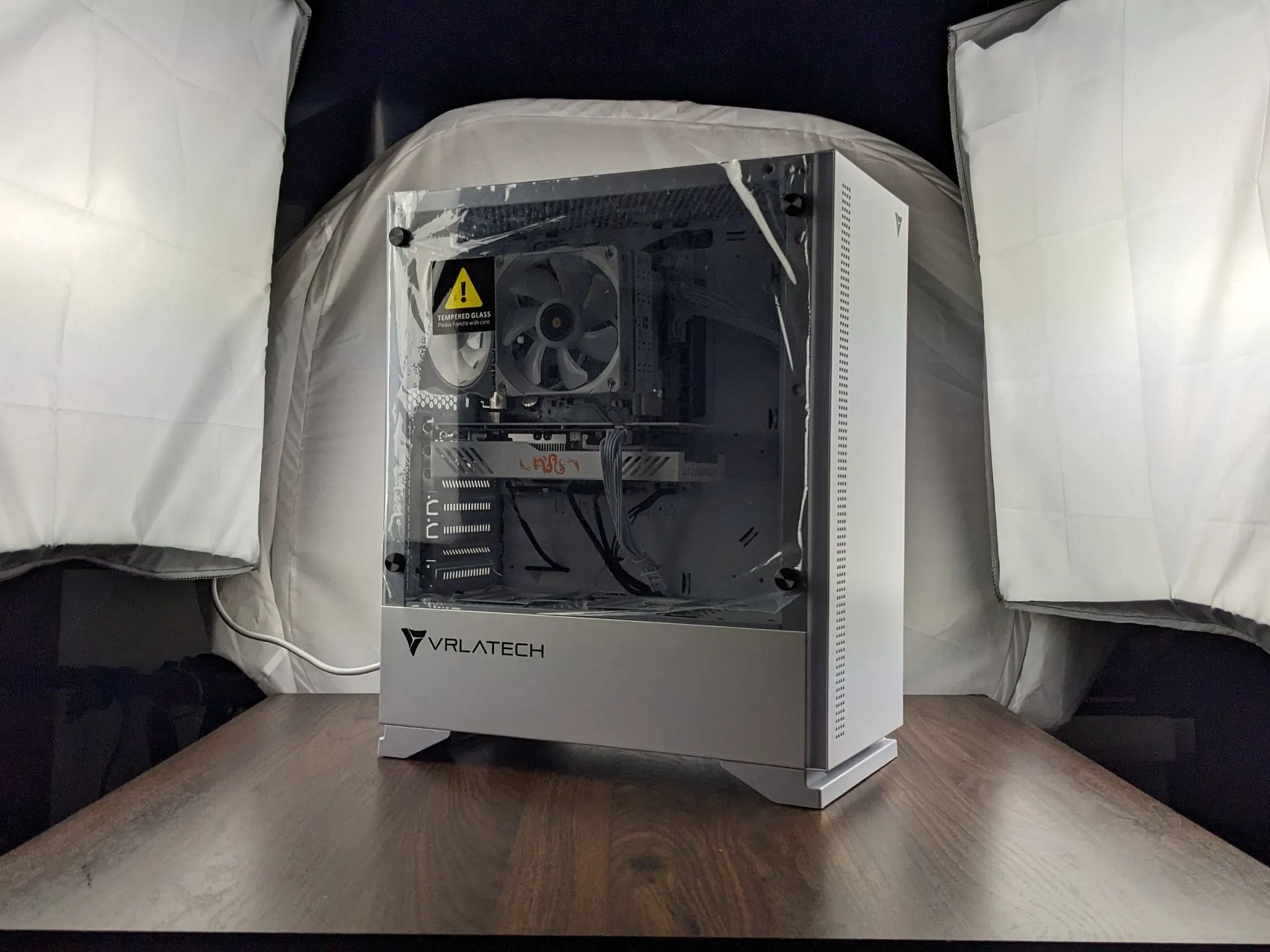RTX 2060 Super, Ryzen 5 5600X, 2x8GB 3000mz 512GB NVMe All White Out