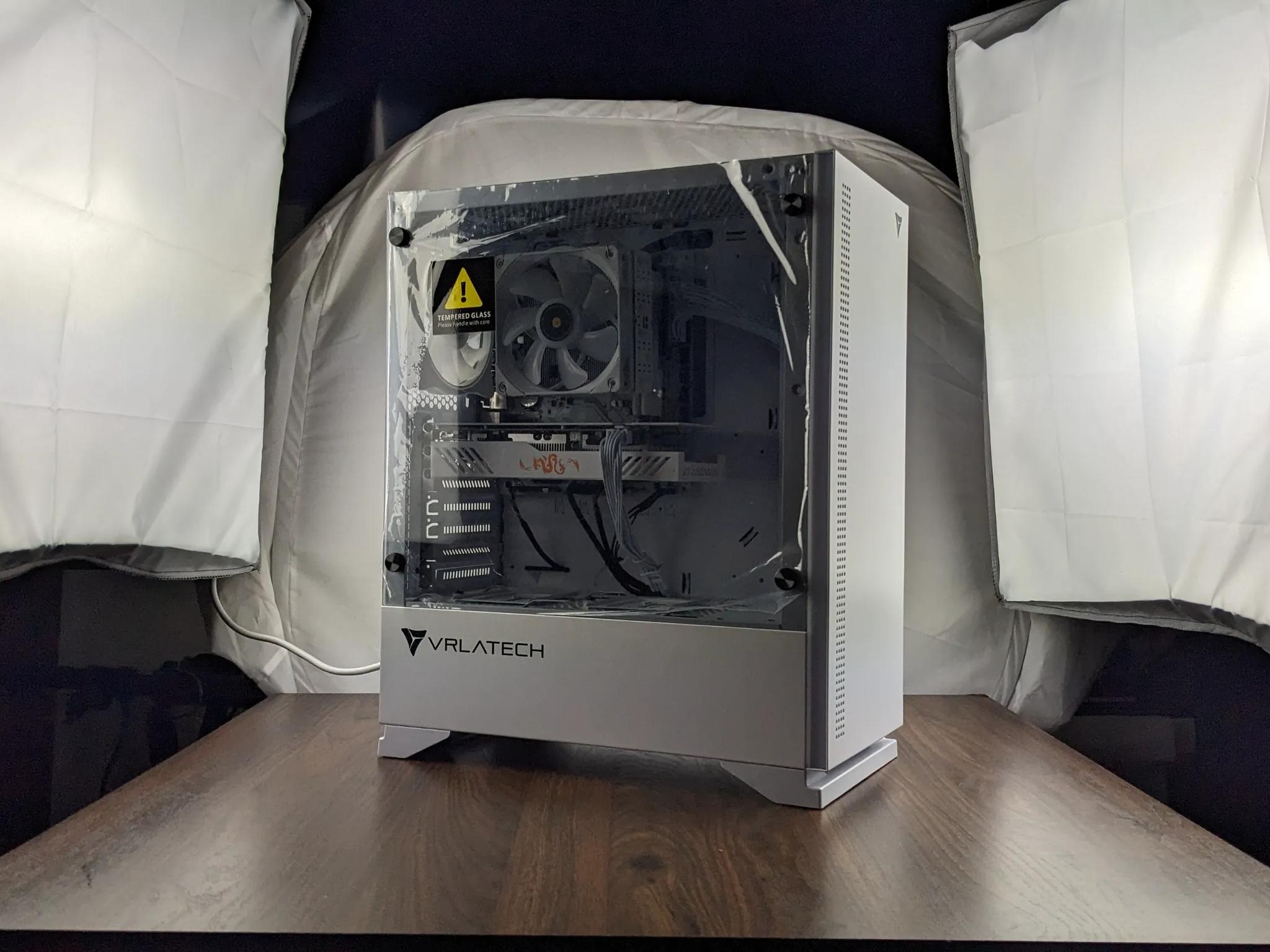 RTX 2060 Super, Ryzen 5 5600X, 2x8GB 3000mz 512GB NVMe All White Out