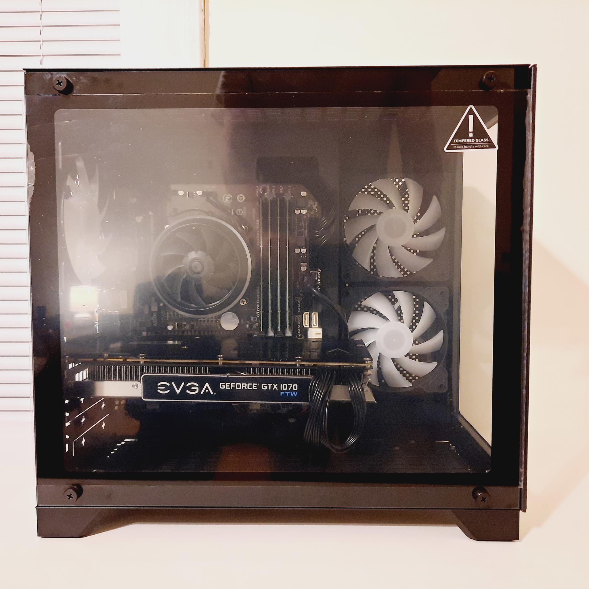 Newly built Gaming PC - Nvidia GTX 1070 8GB / Intel i7 4790 / 16GB RAM / 730GB SSD / RGB Fans