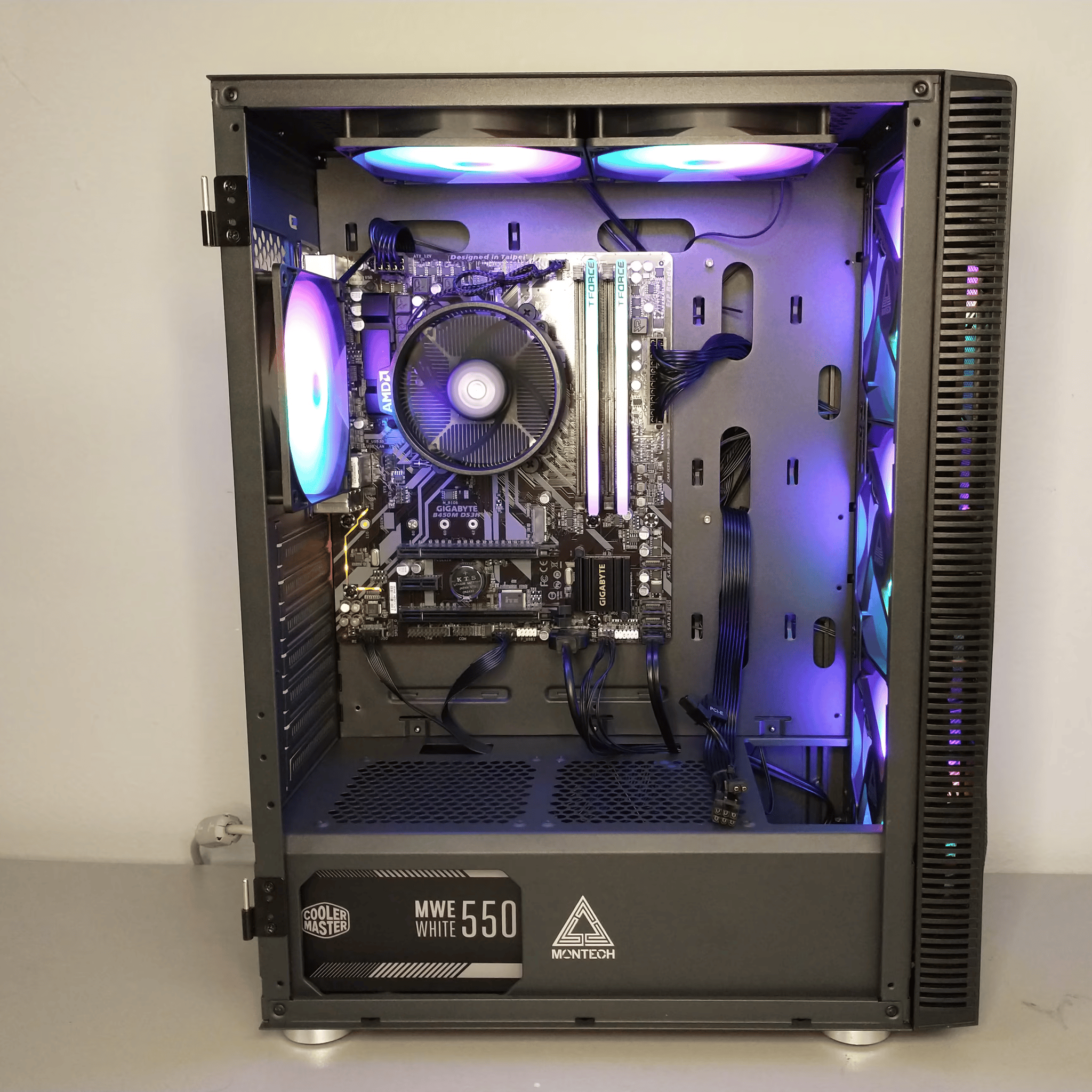 Spartan: R5 5600G / 16GB / 512GB / Six RGB fans!