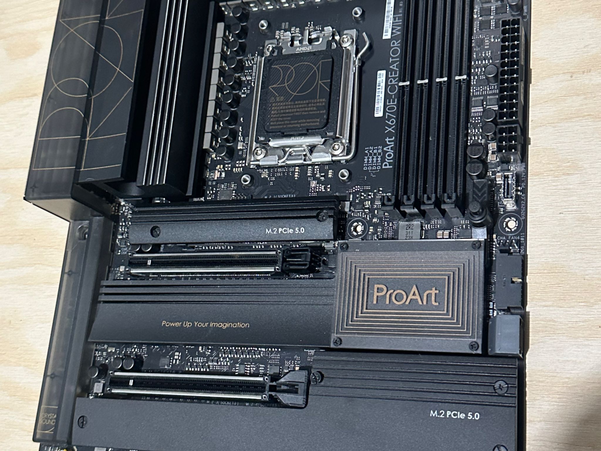 ASUS ProArt X670E-CREATOR WiFi