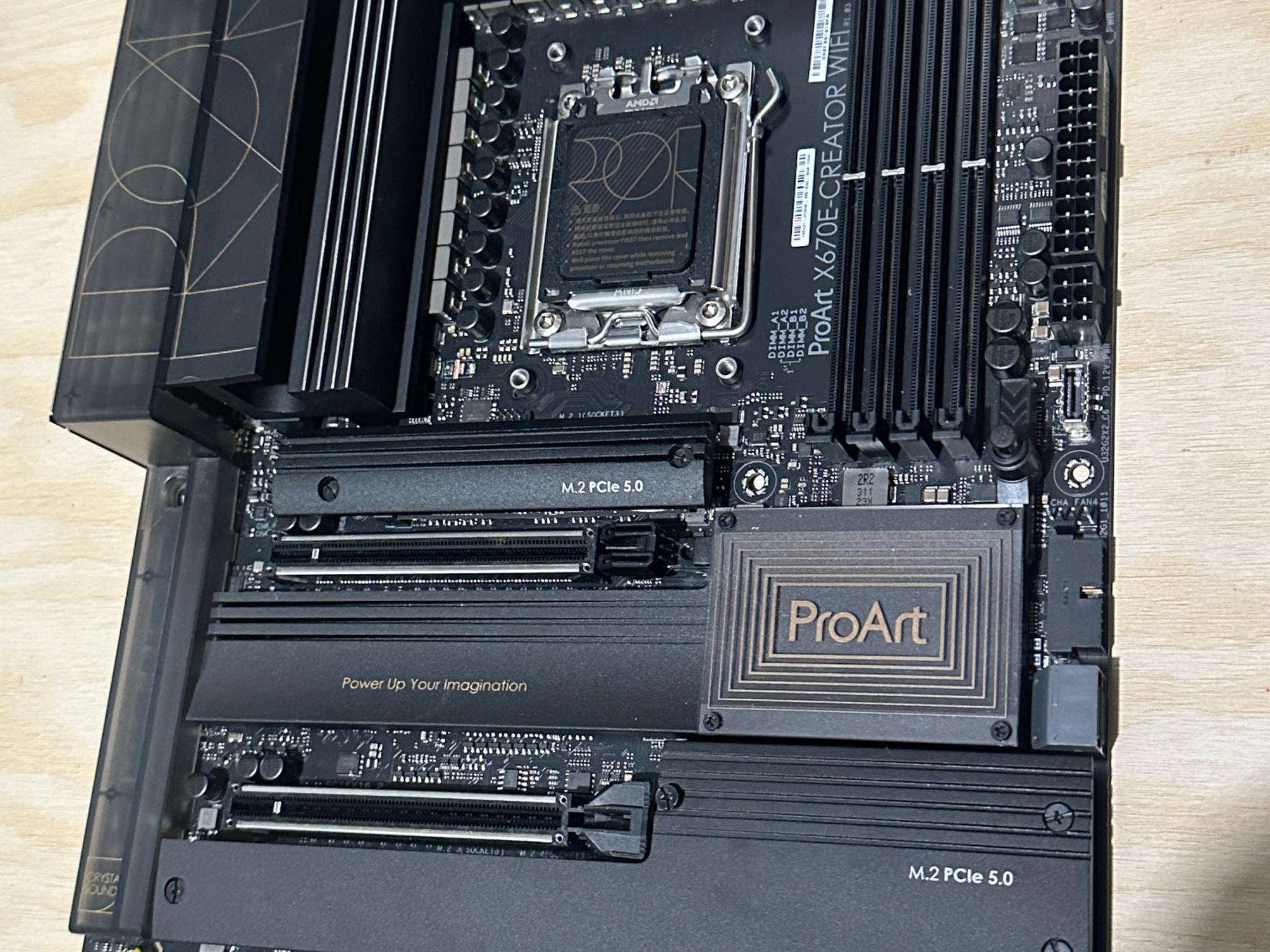 ASUS ProArt X670E-CREATOR WiFi